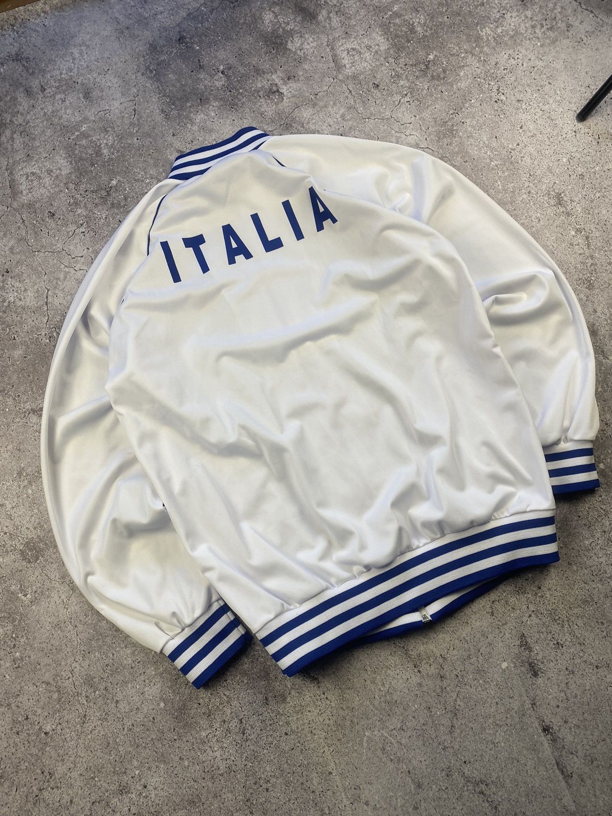 Vintage Vintage RARE Italia Big Logo Zip Track Jacket Y2K Size US L / EU 52-54 / 3 - 2 Thumbnail