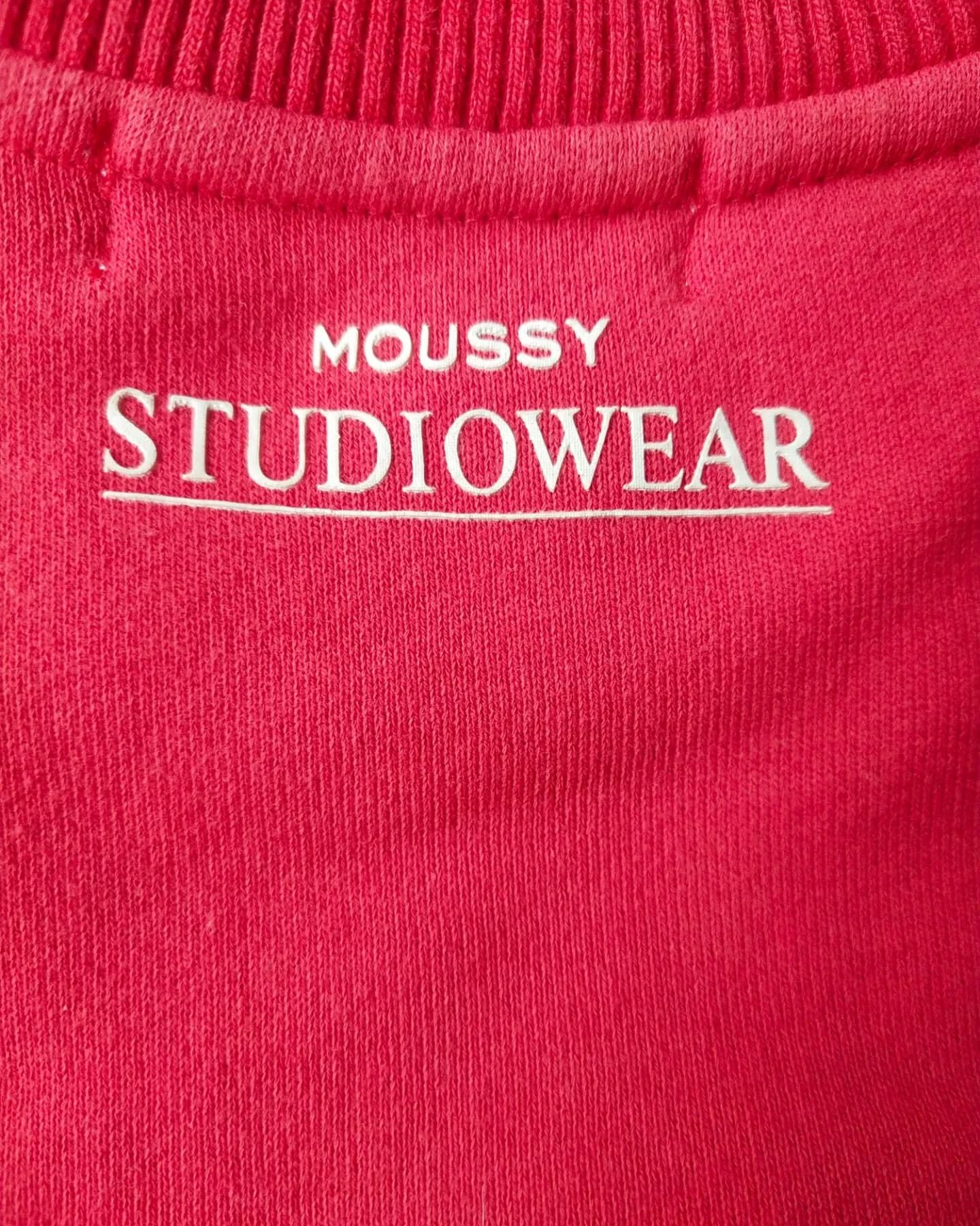 Kangol × MOUSSY Moussy Studio Wear x Kangol Red Reversed Big Logo Crewneck Size L / US 10 / IT 46 - 4 Thumbnail