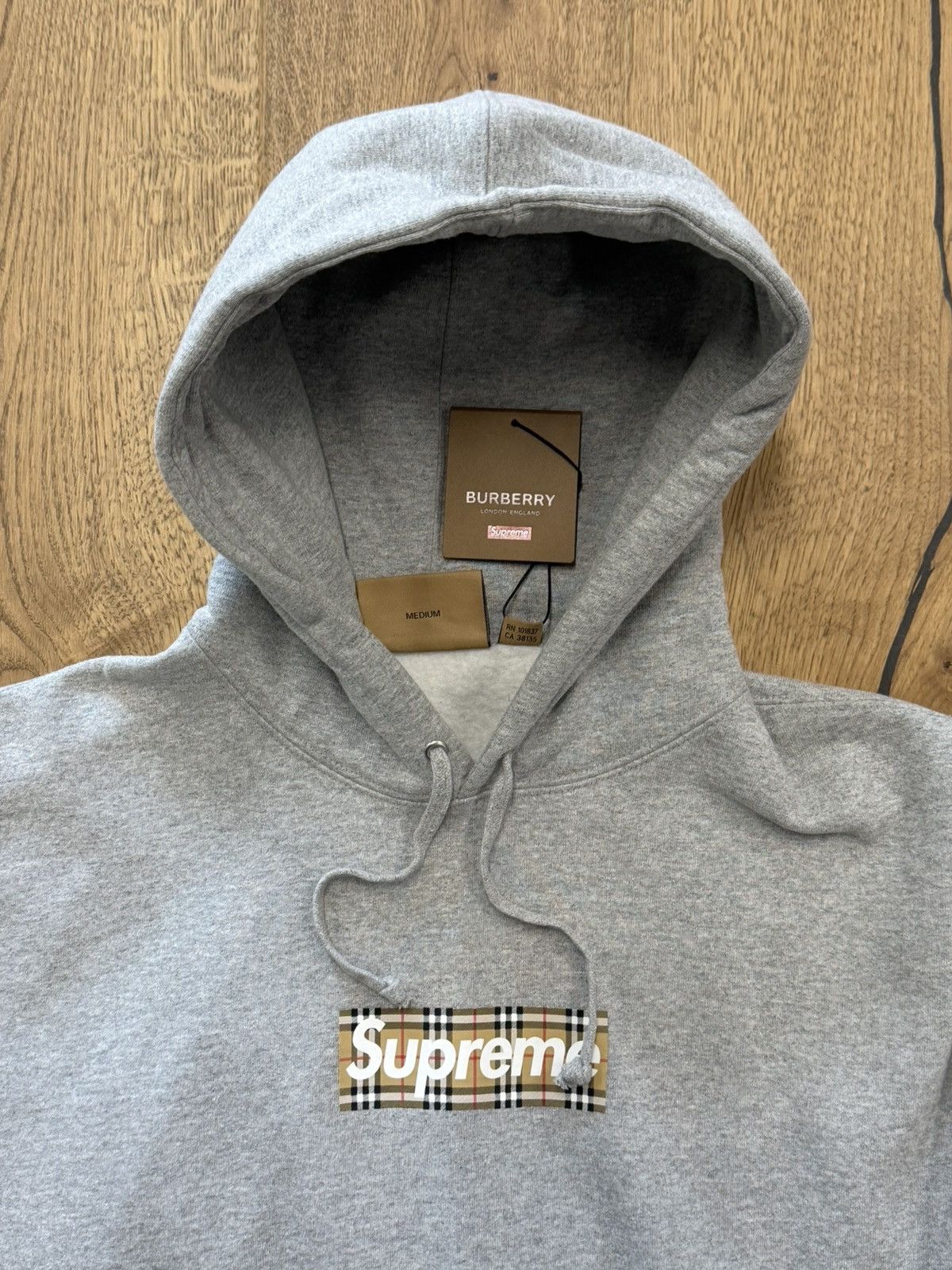 Supreme BURBERRY柄ロゴ パーカー グレー Supreme（シュプリーム） Supreme Burberry バーバリー パーカー