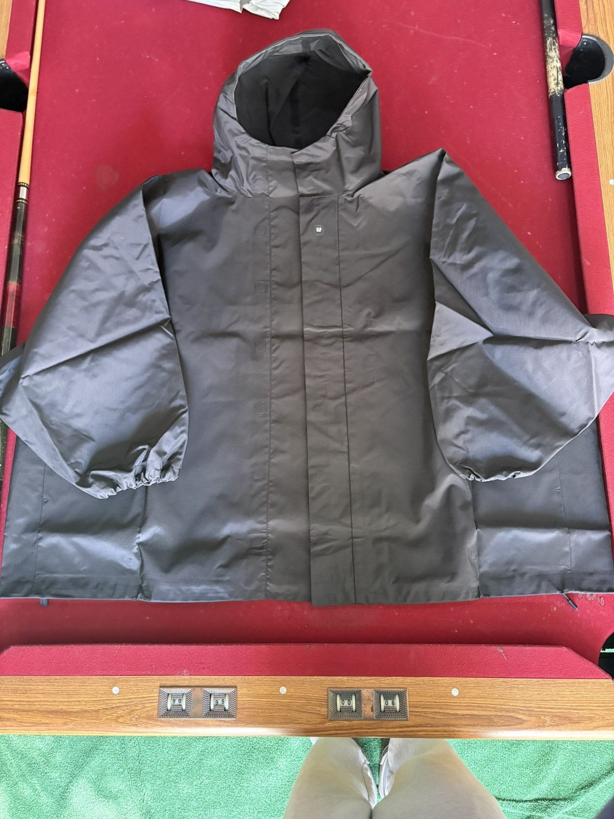 Balenciaga × Gap × Yeezy Yeezy Gap T Cut Parka Size M Engineered by Balenciaga Kanye Size US M / EU 48-50 / 2 - 3 Thumbnail