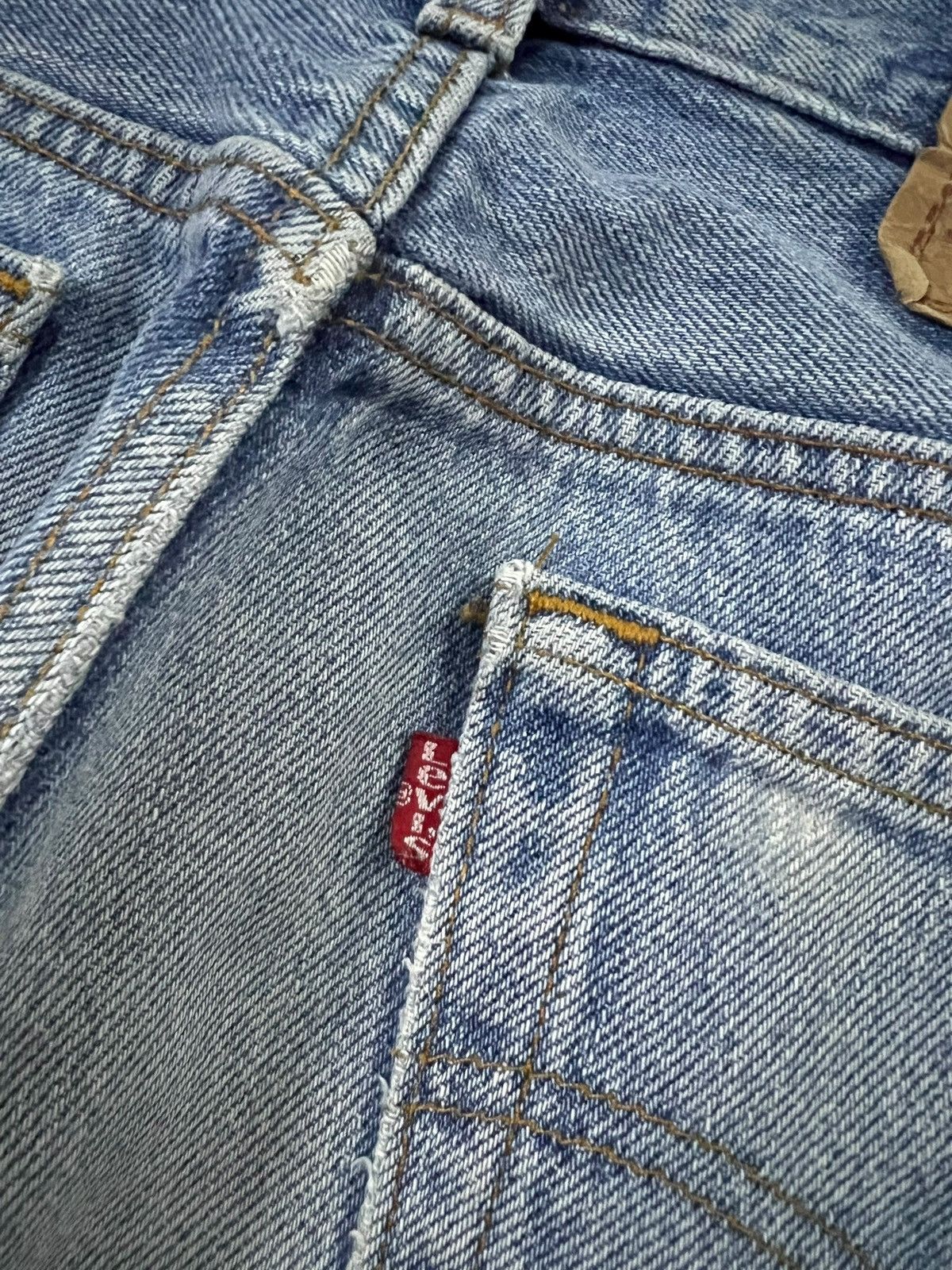 Levi's 80’s Vintage Levi’s 501 Mud Wash Jean Size US 29 - 20 Thumbnail