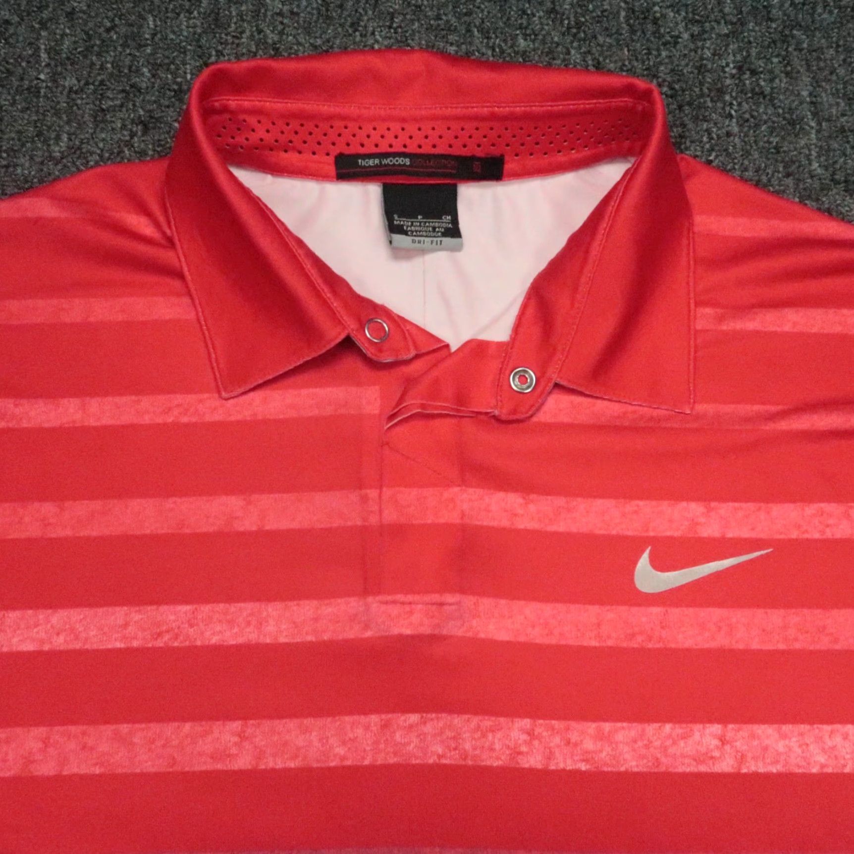Nike Nike Tiger Woods Dri Fit Shirt Mens Small Red Stripe Short Sleeve Size US S / EU 44-46 / 1 - 2 Thumbnail