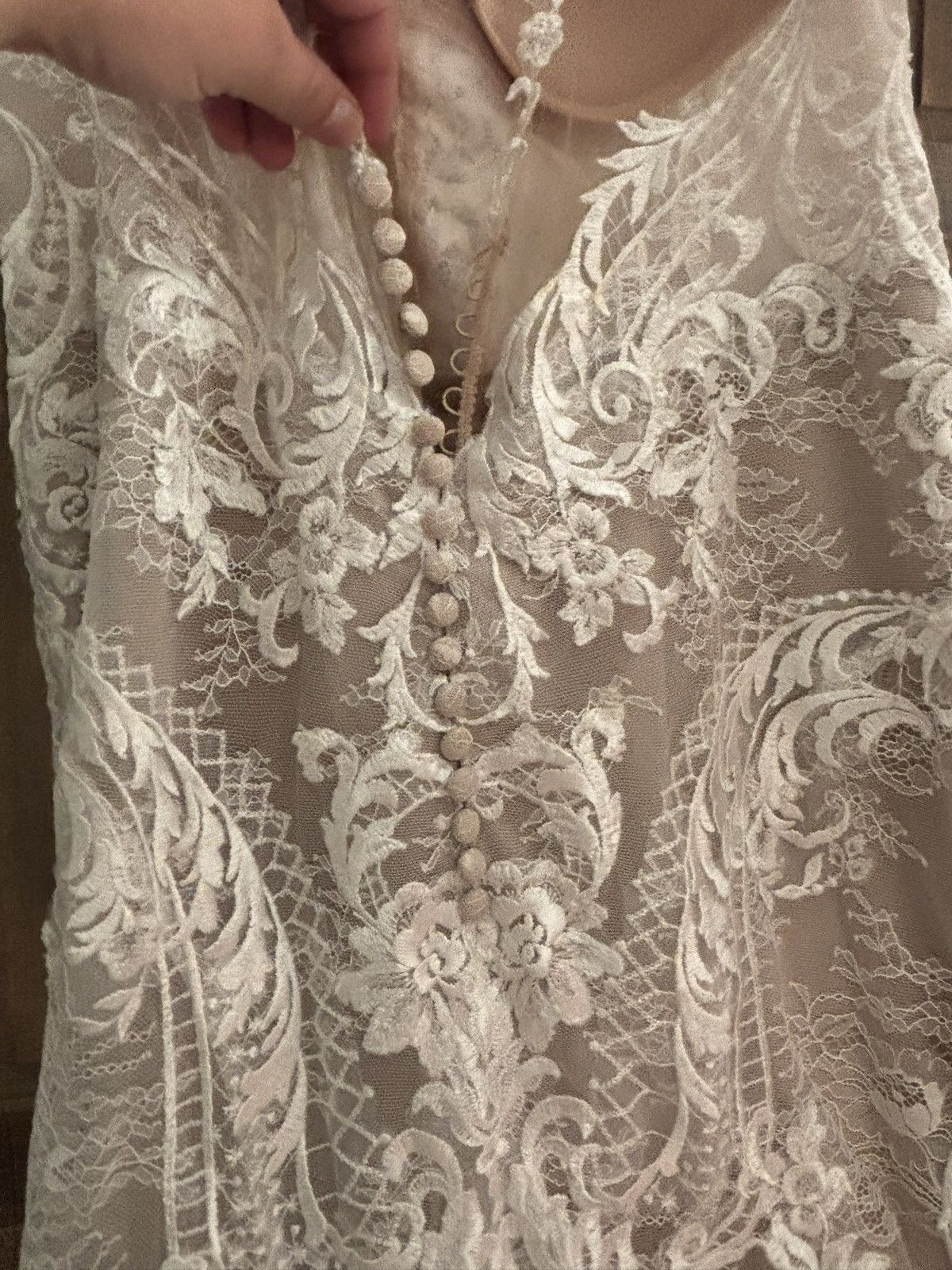 Other Essence of Australia wedding dress Size XXL / US 16-18 / IT 52-54 - 9 Thumbnail
