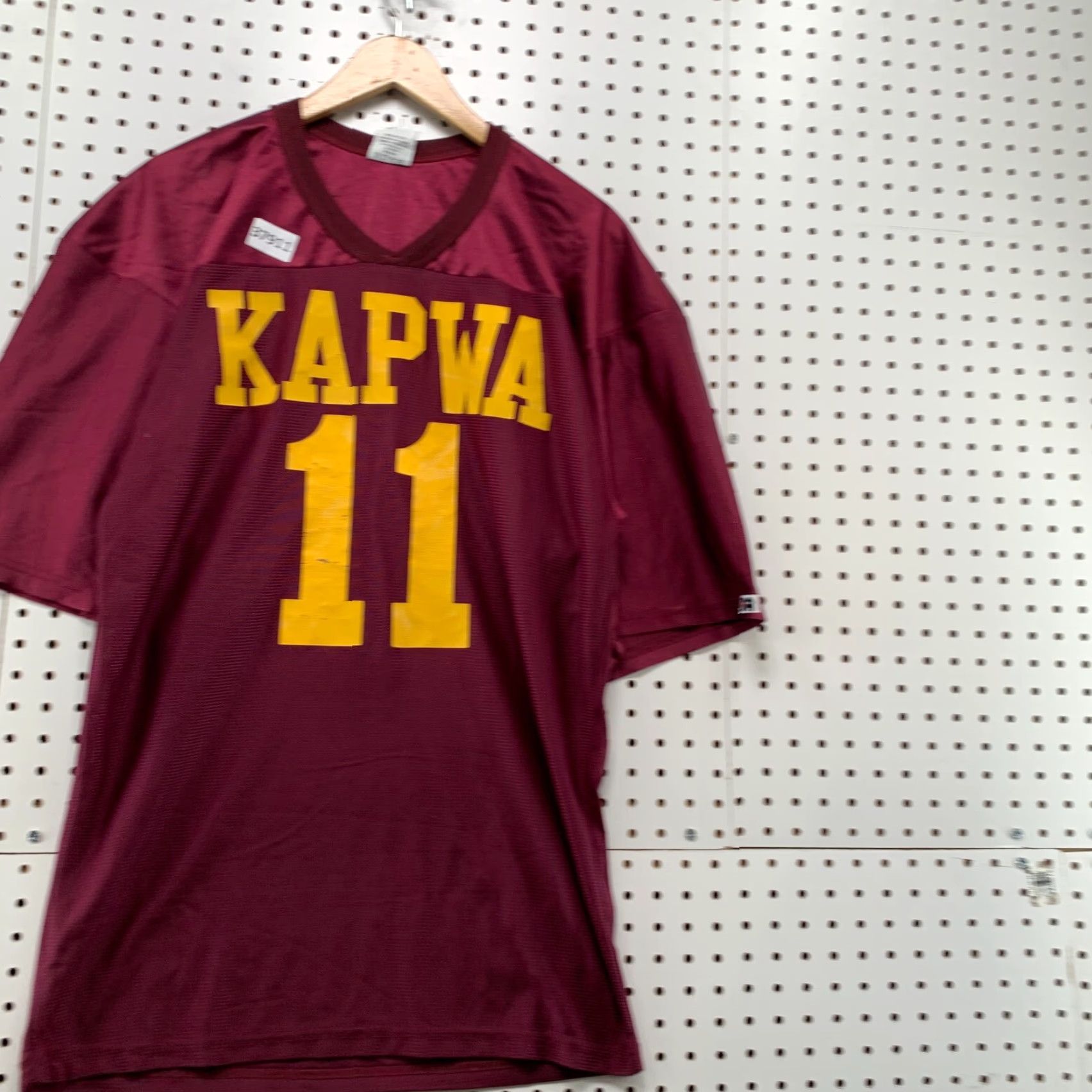 Vintage VINTAGE Kapwa Suck It Football Jersey Mens Large Red Funny Tagalog #11 USA Jersey T-Shirt Mens Red 90s Size US L / EU 52-54 / 3 - 4 Thumbnail
