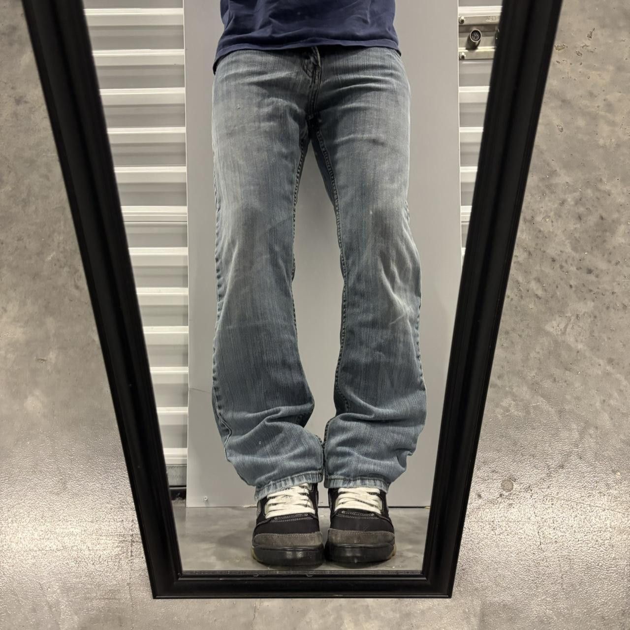 Levi's × Vintage Crazy Vintage Y2K/2000s Grunge Faded Wash Levis Denim Jeans! Size US 28 / EU 44 - 1 Thumbnail