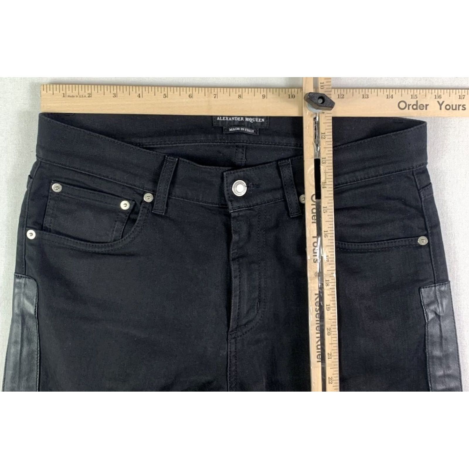 Alexander McQueen Alexander McQueen Black Slim Fit Jeans Women 32 Leather Stripe 5-Pocket Denim Inseam 33 Skinny Regular Size 46? Size 24" / US 00 / IT 34 - 7 Thumbnail