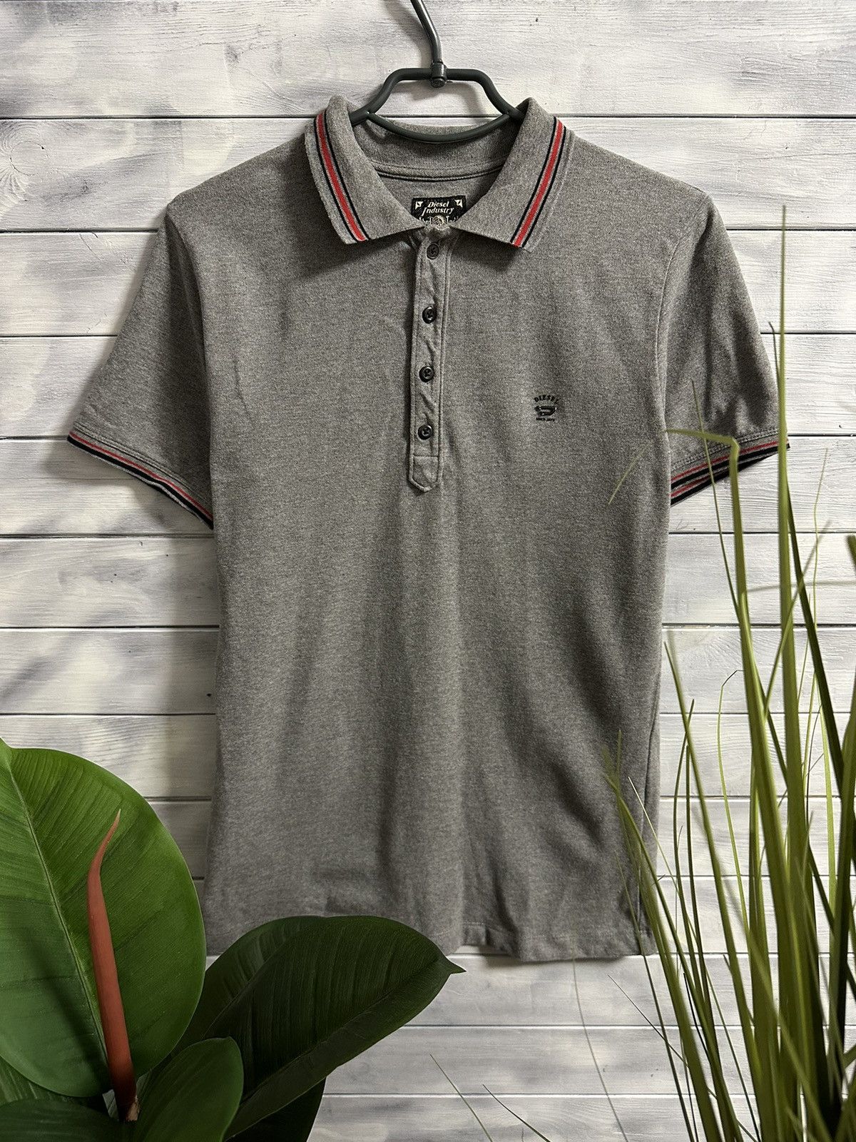 Diesel Rare Vintage Luxury Polo Diesel Small Logo. Size US S / EU 44-46 / 1 - 1 Thumbnail
