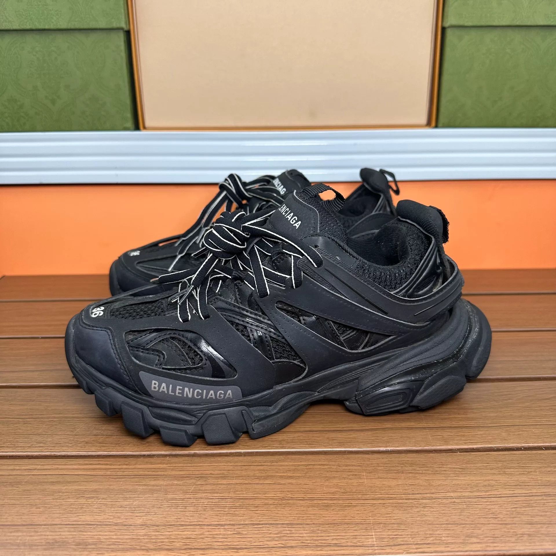 Balenciaga Balenciaga Distressed Black Lowtop Sneakers it_36 Women Size US 6 / IT 36 - 1 Thumbnail