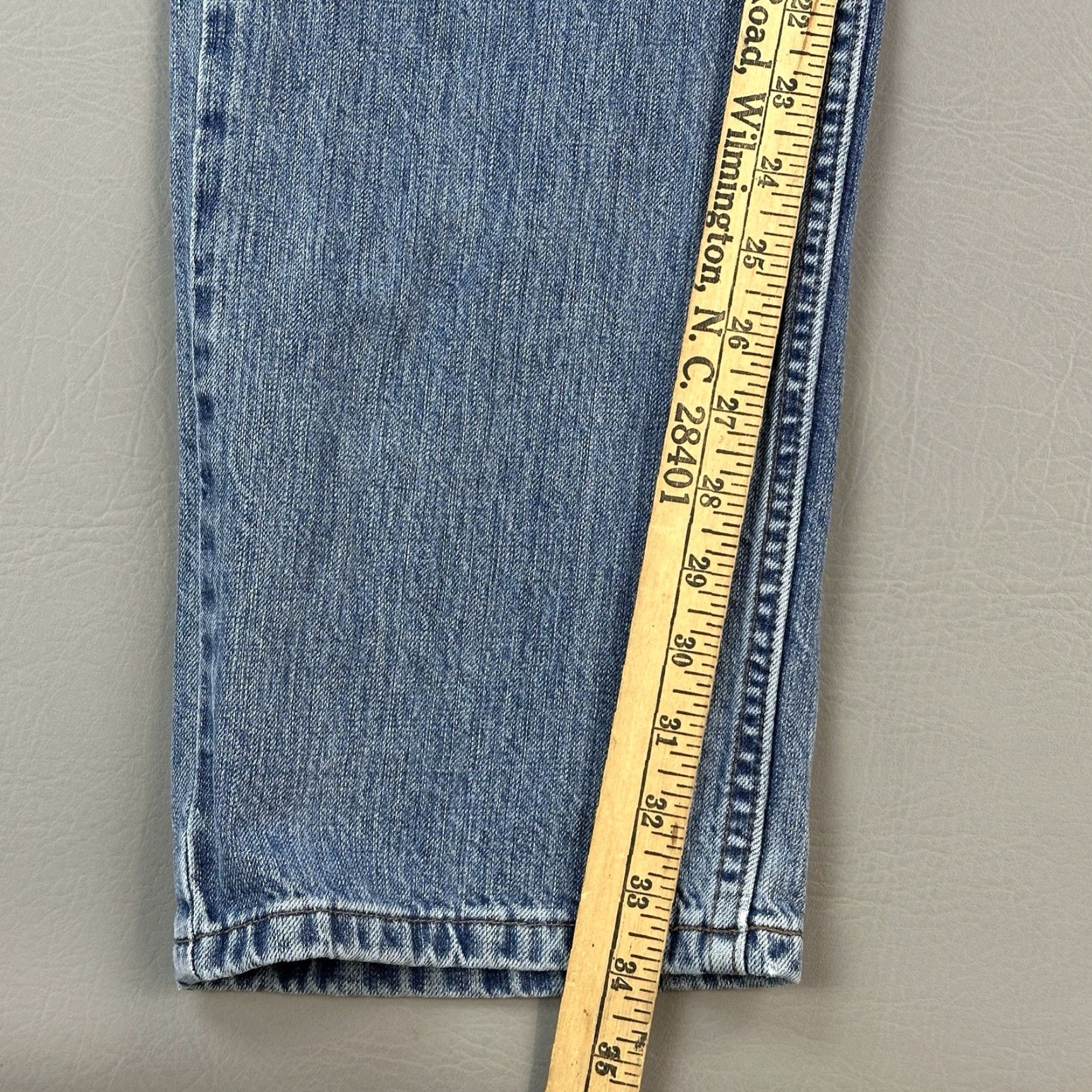 Harley Davidson Vintage Harley-Davidson Jeans Mens 34x34 Medium Wash Denim Straight Biker Y2K jeans Mens 34 Blue USA 90s Harley-Davidson Size US 34 / EU 50 - 3 Thumbnail