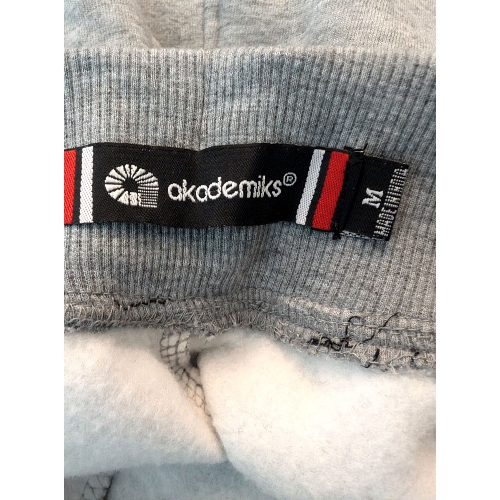 Akademiks VINTAGE? No — Mens Akademiks Jogger Shorts M Gray Nwt Size US 31 - 3 Thumbnail