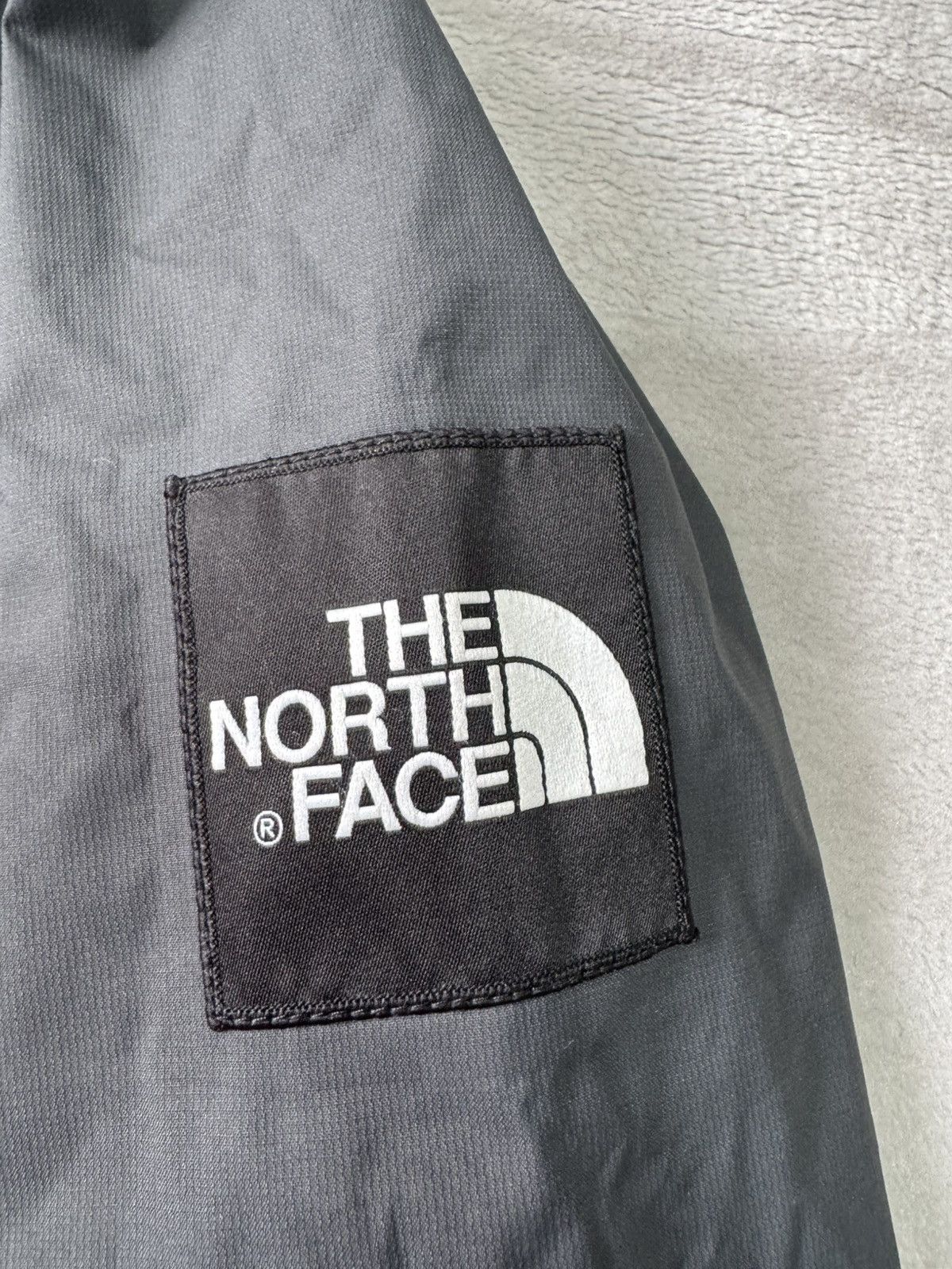 The North Face The North Face 1990 Mountain Q Jacket Asphalt Grey size XS Size US S / EU 44-46 / 1 - 8 Thumbnail