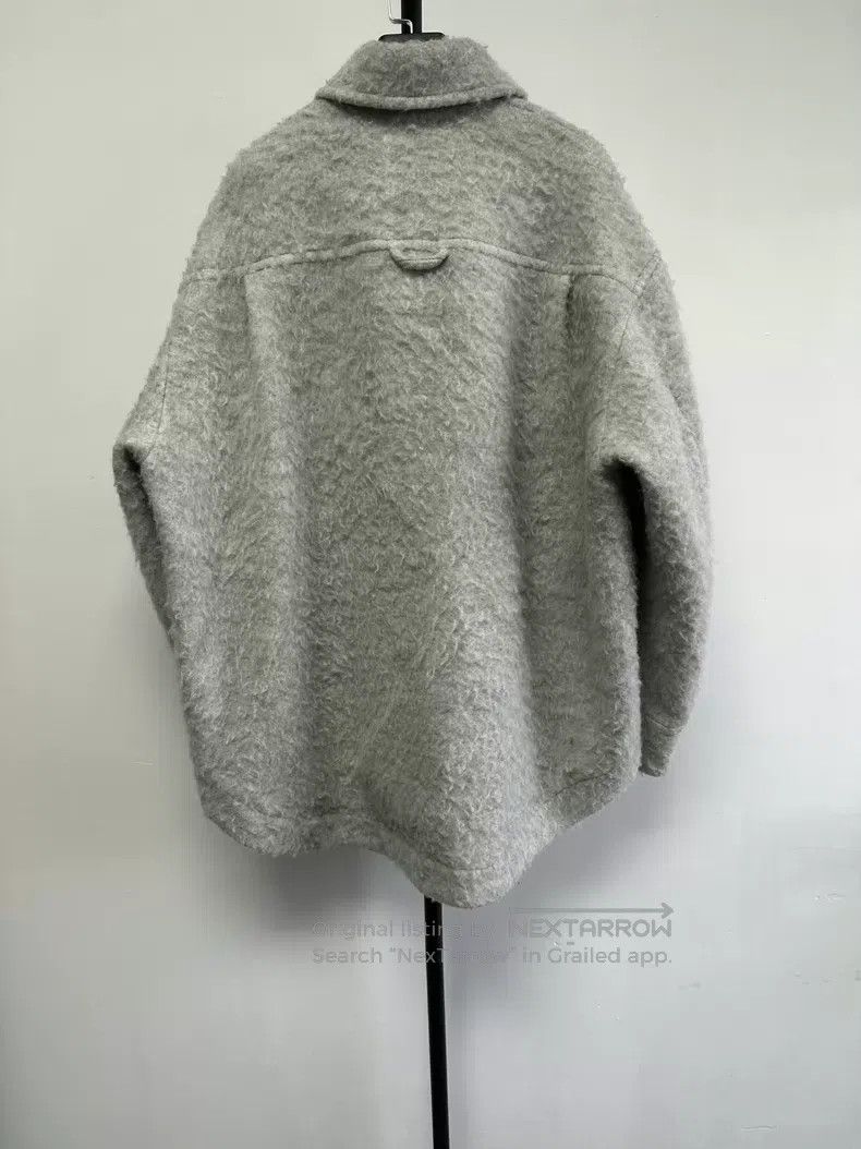 Acne Studios Acne Studios Natural Fuzzy Solid Wide Fit Woolen Coat Size XXS / US 00 / IT 34 - 2 Thumbnail