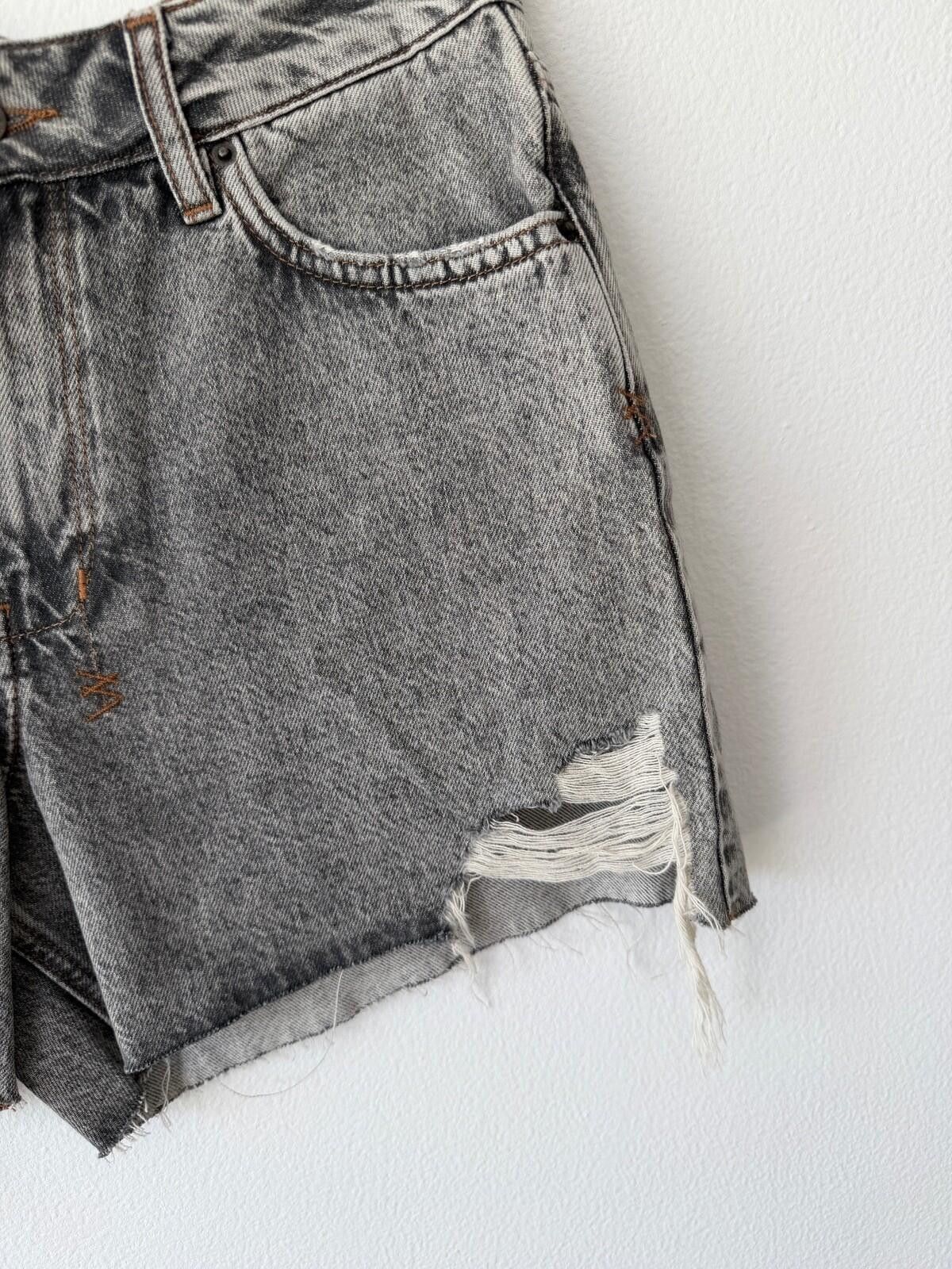Ksubi new ksubi womens denim rider shorts grey 26 8 small Size 26" / US 2 / IT 38 - 3 Thumbnail