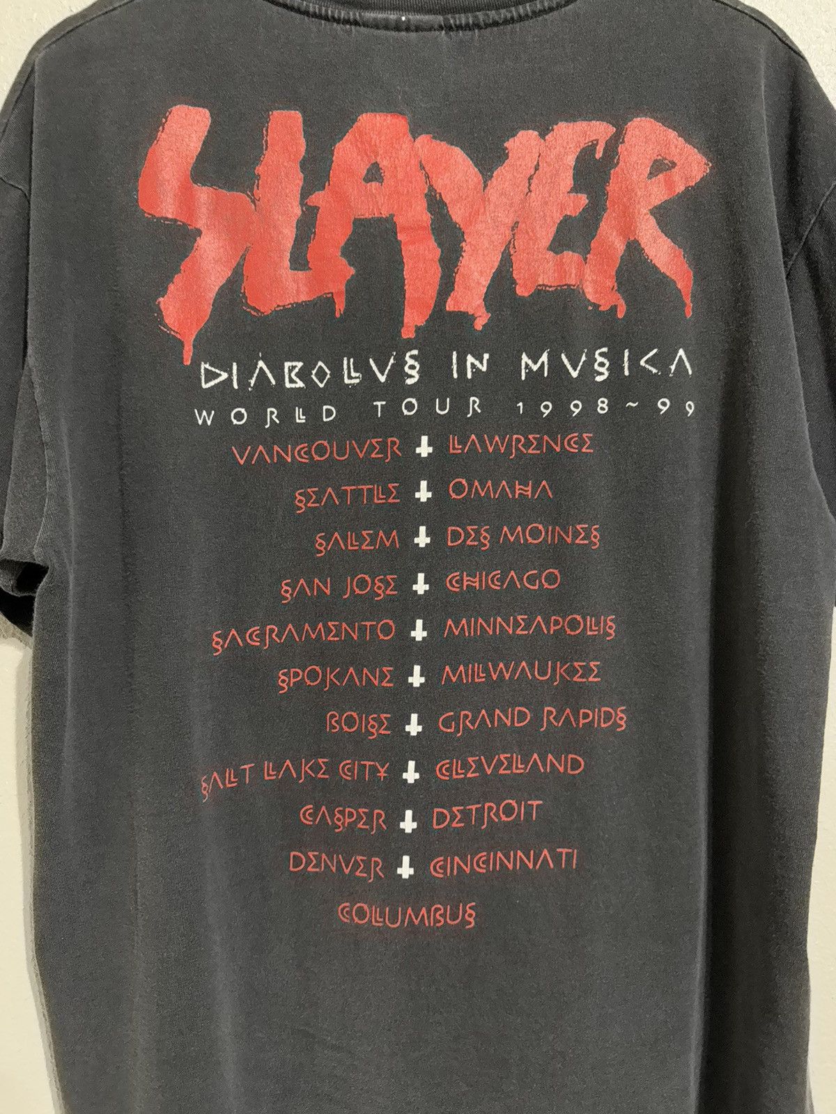 Slayer × Vintage Vintage 90s Slayer Diablous in Musica 1998 Size US L / EU 52-54 / 3 - 6 Thumbnail