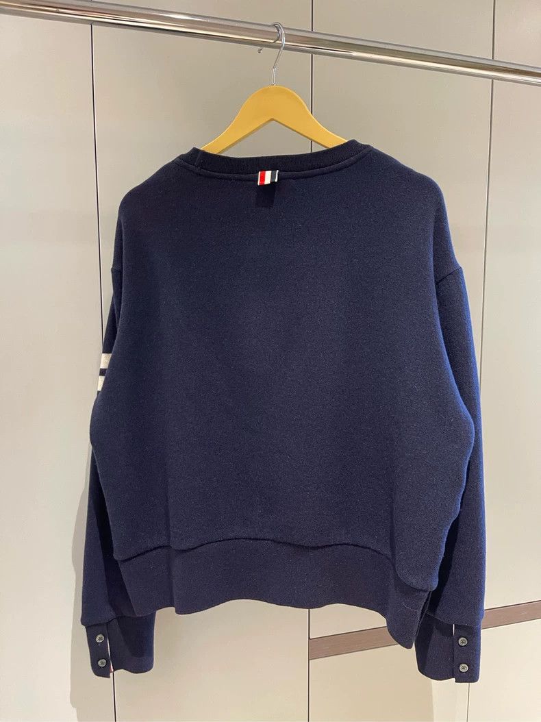 Thom Browne Thom browne Dark blue classic four-striped cashmere sweater Size US M / EU 48-50 / 2 - 2 Thumbnail