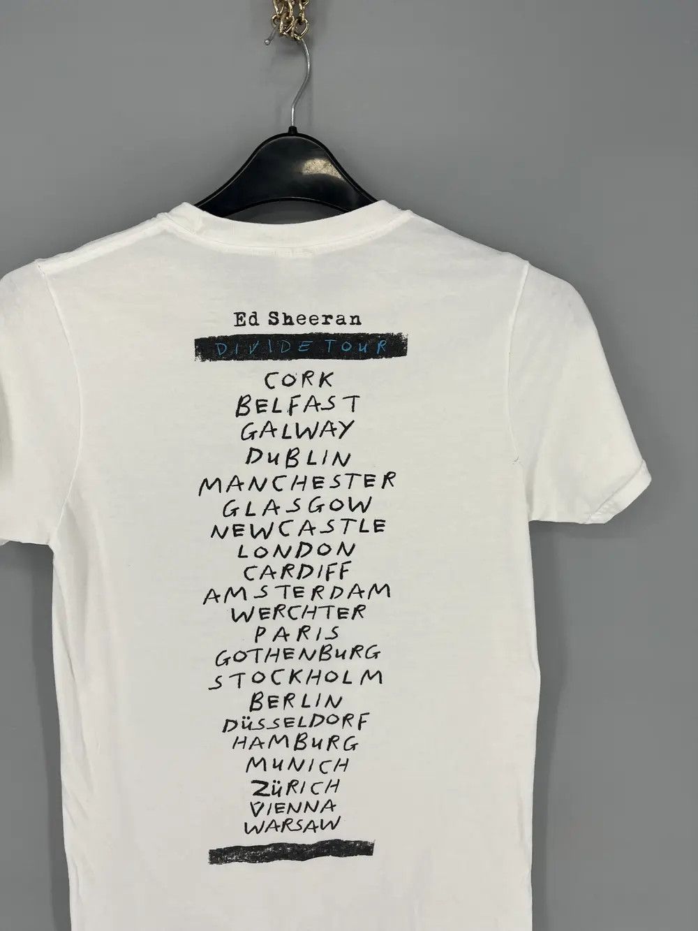 Vintage Vintage Y2K Ed Sheeran Divide World Tour T-Shirt S Size Size US S / EU 44-46 / 1 - 12 Thumbnail