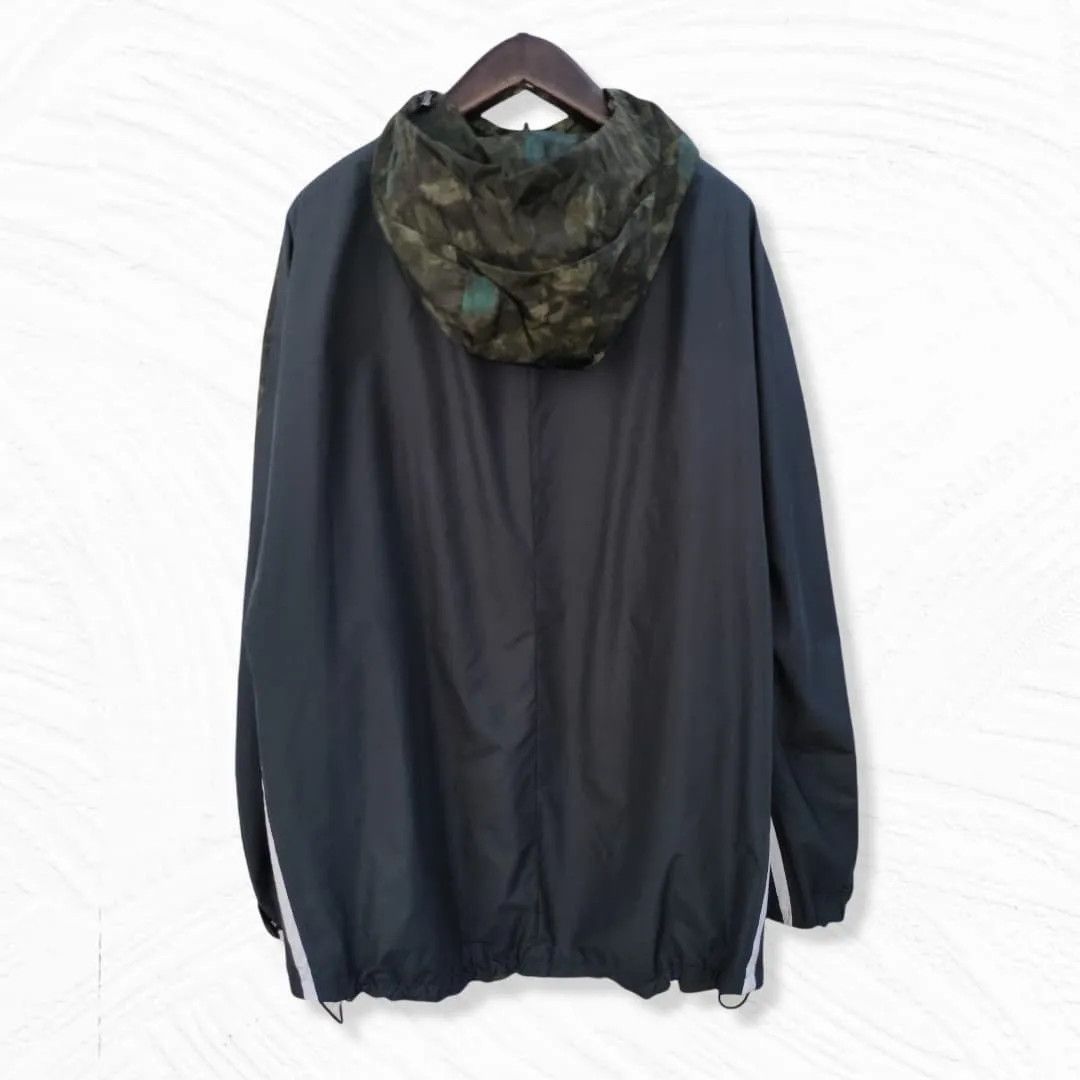 Valentino Valentino camo windbreaker L - Fashionella Size US L / EU 52-54 / 3 - 5 Thumbnail