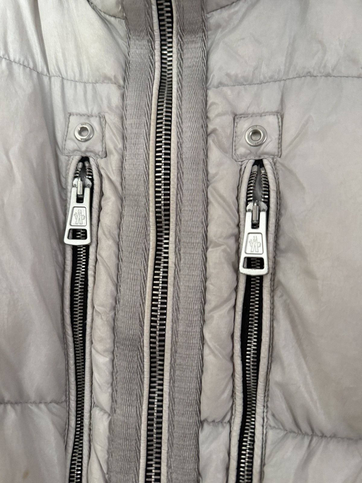 1017 ALYX 9SM × Moncler Moncler ALYX puffer jacket sz 4 Size US XL / EU 56 / 4 - 4 Thumbnail