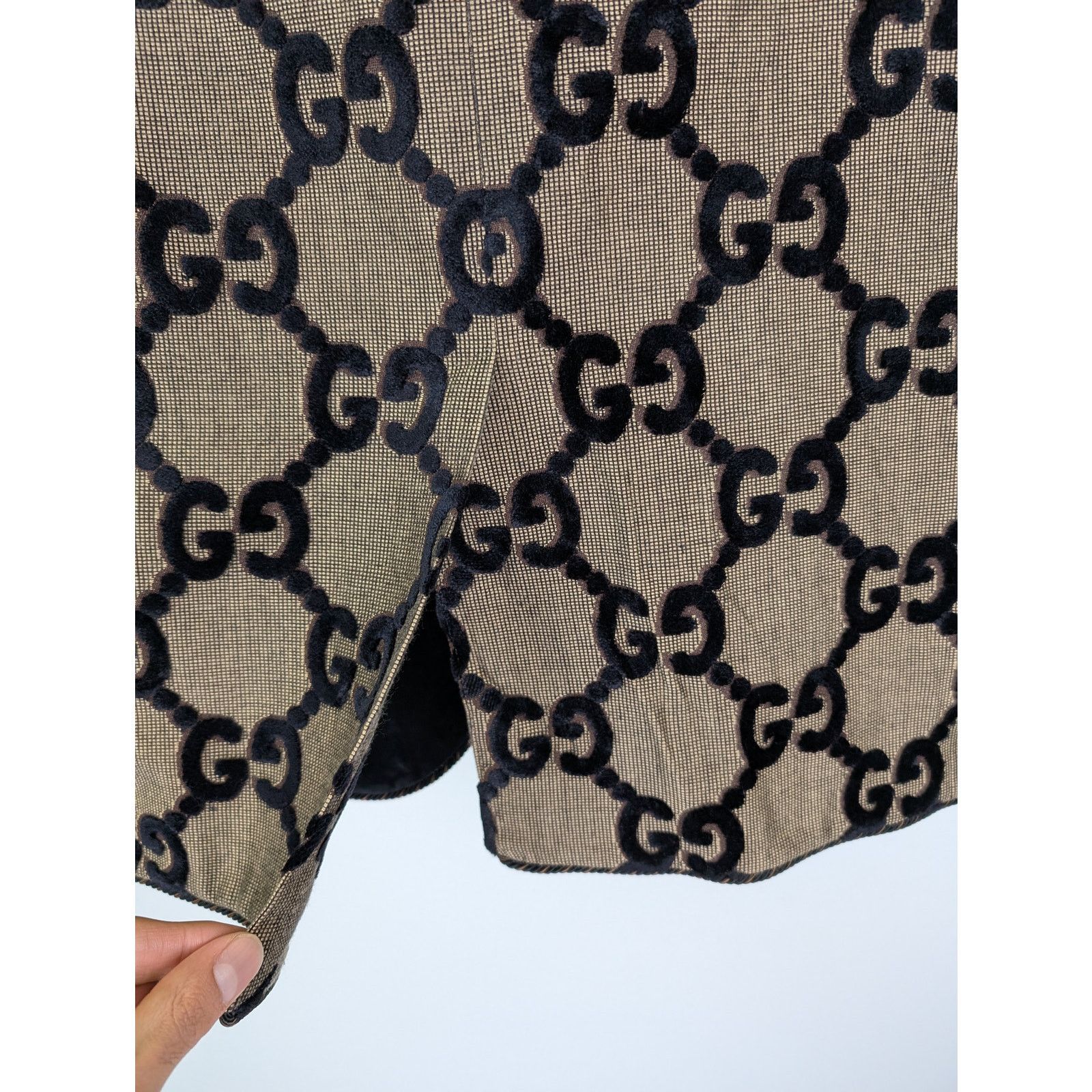 Gucci o1rshd1 GG Logo Blazer Jacket in Beige/Black Size US M / EU 48-50 / 2 - 12 Thumbnail