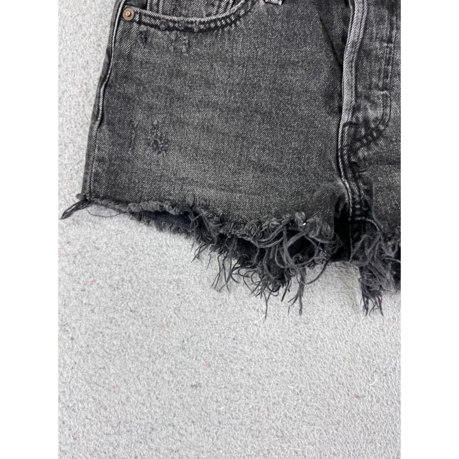 Levi's Levi's Women's Denim Shorts 24 Black Cut-Off Vintage Big E 501 Button Fly Casual Size 42" / US 20 - 3 Thumbnail