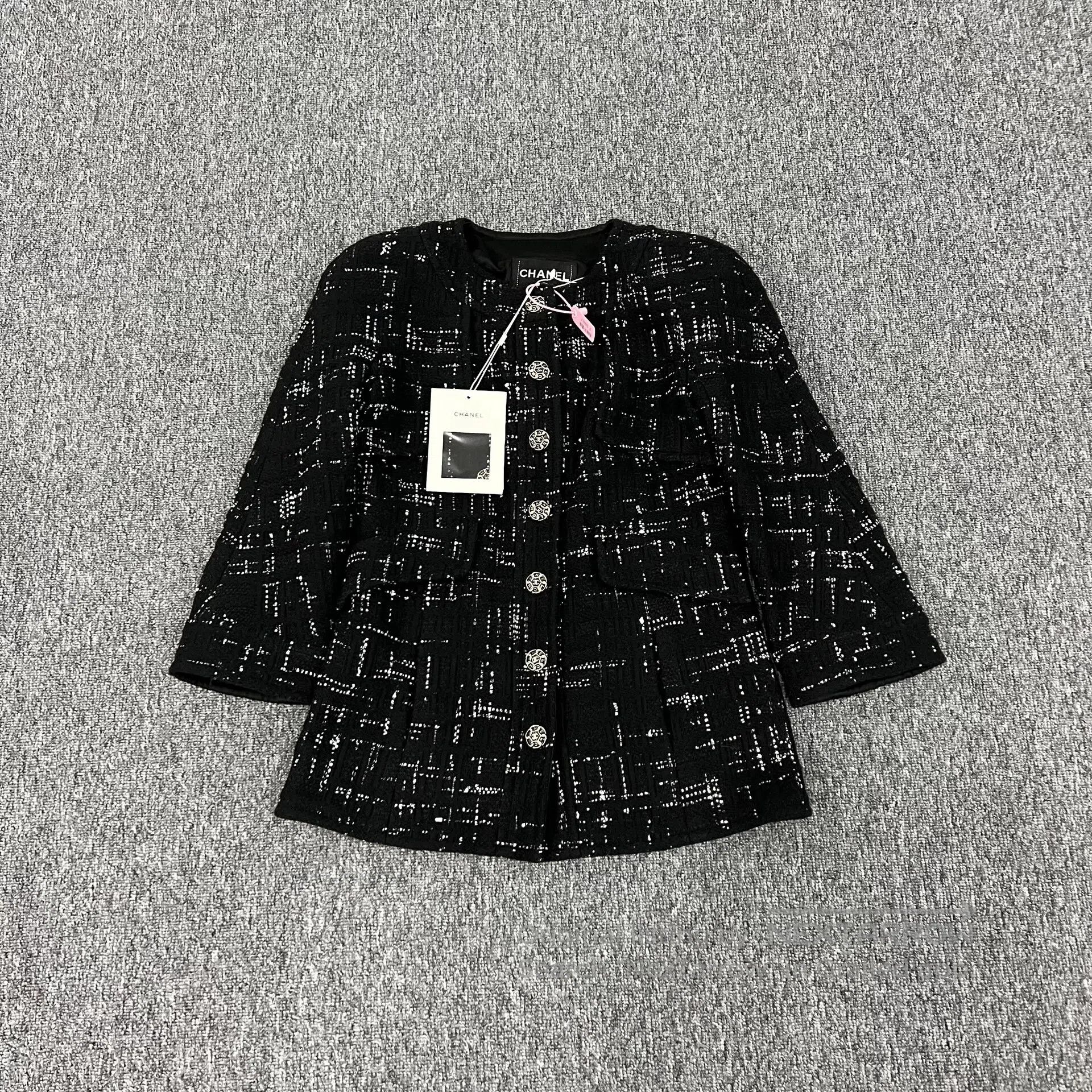 Chanel Chanel Drill-cut black and white meteor pattern; woolen kn Size S / US 4 / IT 40 - 1 Thumbnail