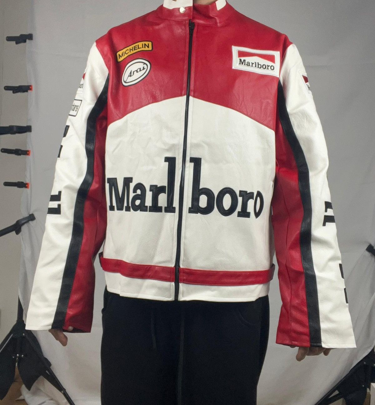 Vintage Vintage Marlboro Racing Leather Jacket — Moto GP / F1 Style Size US L / EU 52-54 / 3 - 11 Thumbnail