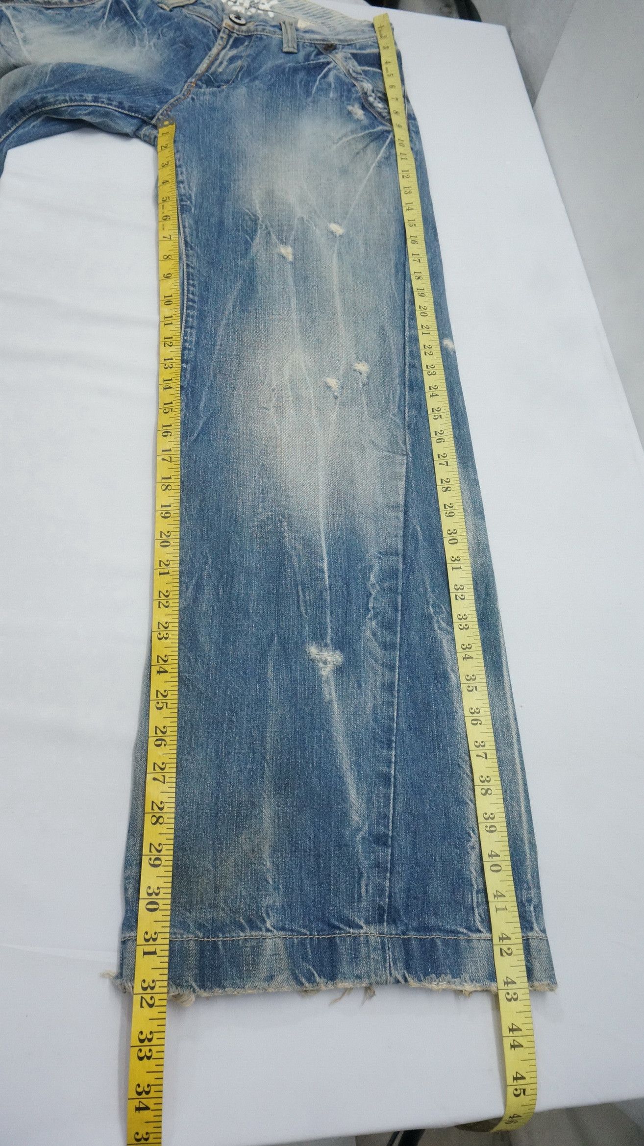 BUCKAROO Vintage Wide Leg Distressed Jeans