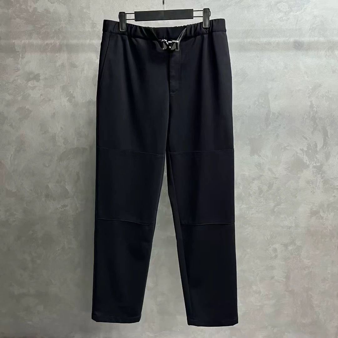 Louis Vuitton louis vuitton black casual straight-leg pants Size US 34 / EU 50 - 1 Thumbnail