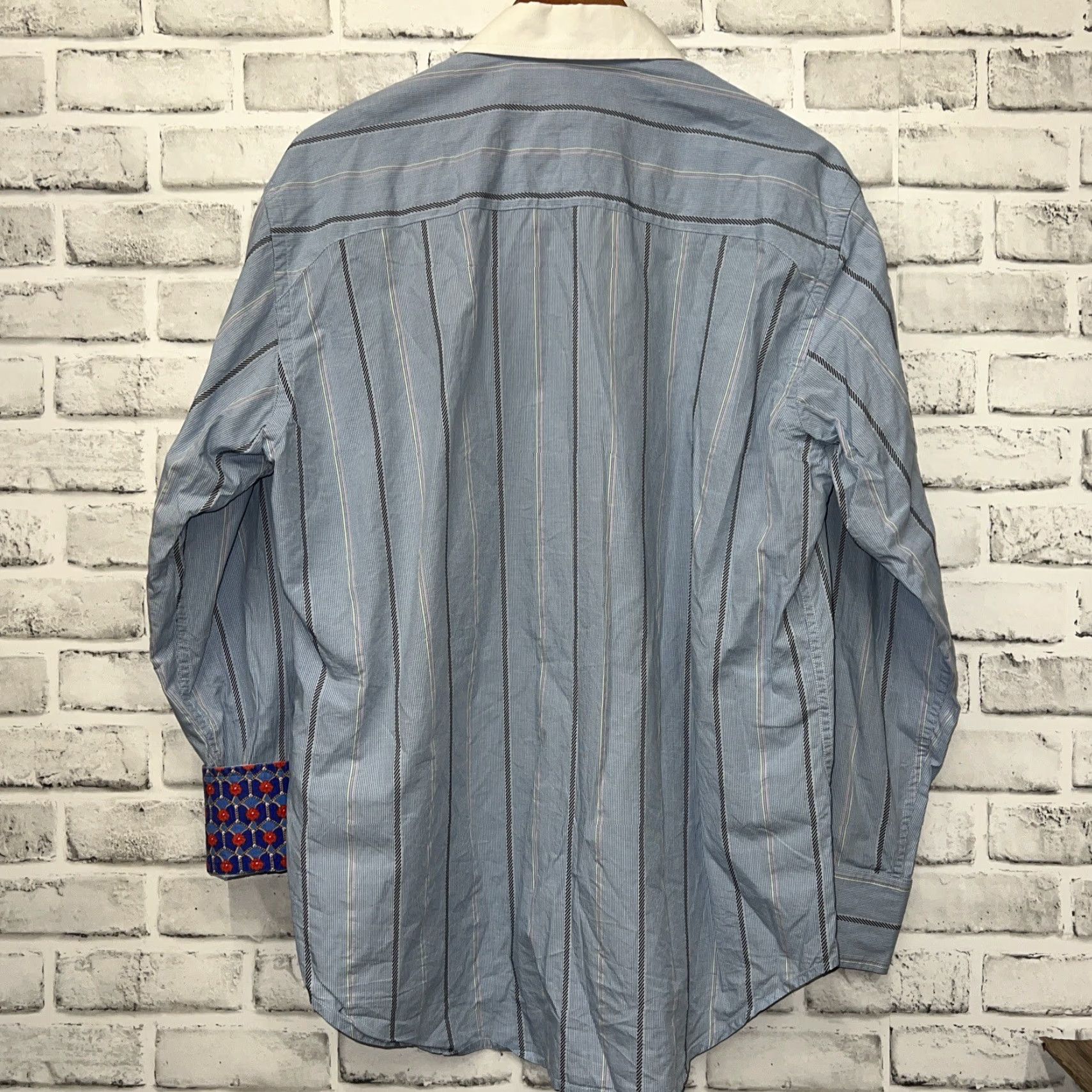 Robert Graham VINTAGE Robert Graham Blue Striped Flip Cuff Button-Up Shirt Mens L Blue Stripe Long Sleeve Button-Up Shirt Mens L Size US L / EU 52-54 / 3 - 4 Thumbnail