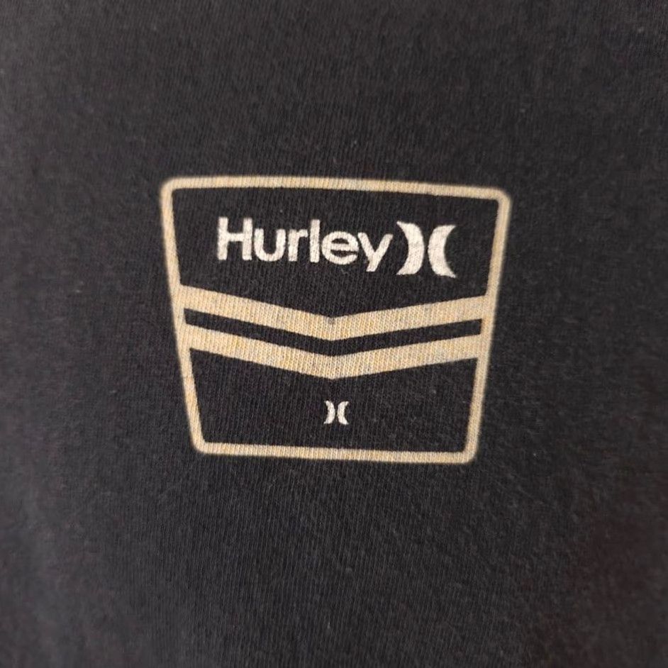 Hurley Hurley T Shirt Mens Size Small Black Surf And Skate Tiki Palm Trees Skull Shirt Mens Graphic Tee Skateboarding 2010s Black Hurley Size S Size US S / EU 44-46 / 1 - 3 Thumbnail