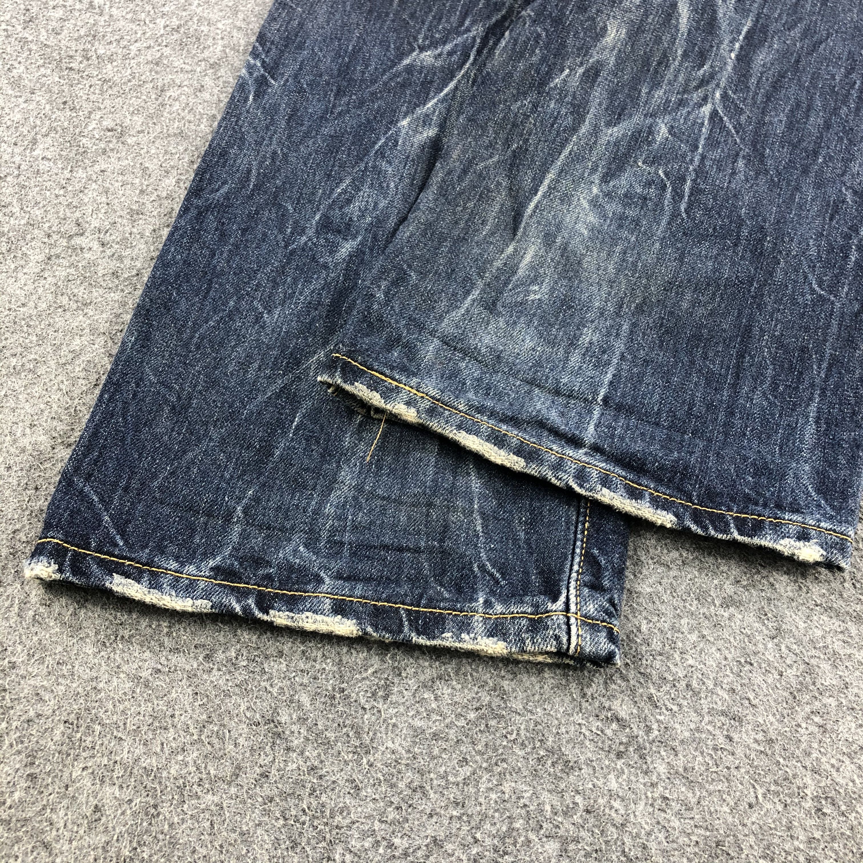 Levi's Vintage Levis 501 Jeans Dark Wash Denim KJ345 Size US 30 / EU 46 - 6 Thumbnail