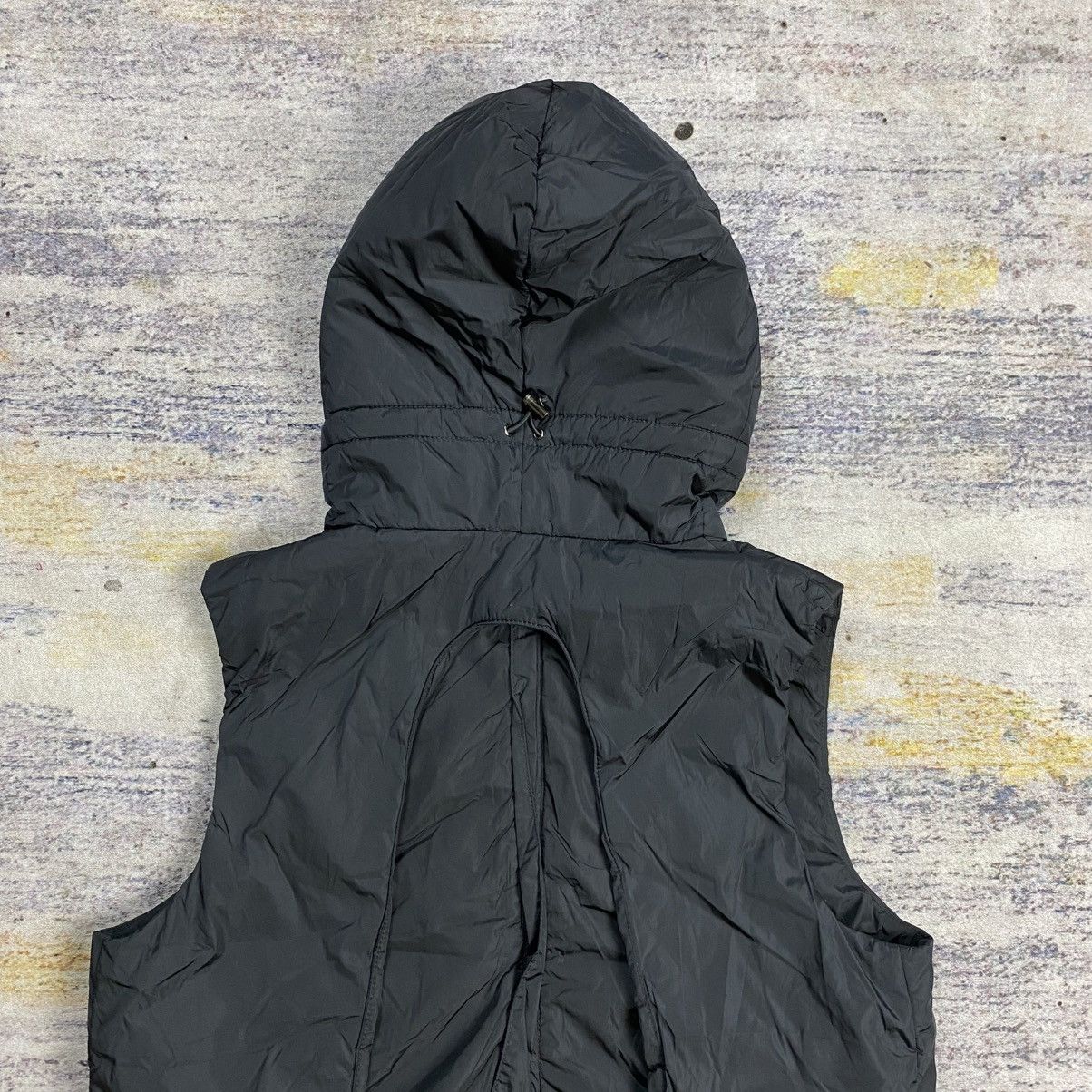 Prada Prada hooded packable vest Size US M / EU 48-50 / 2 - 7 Thumbnail