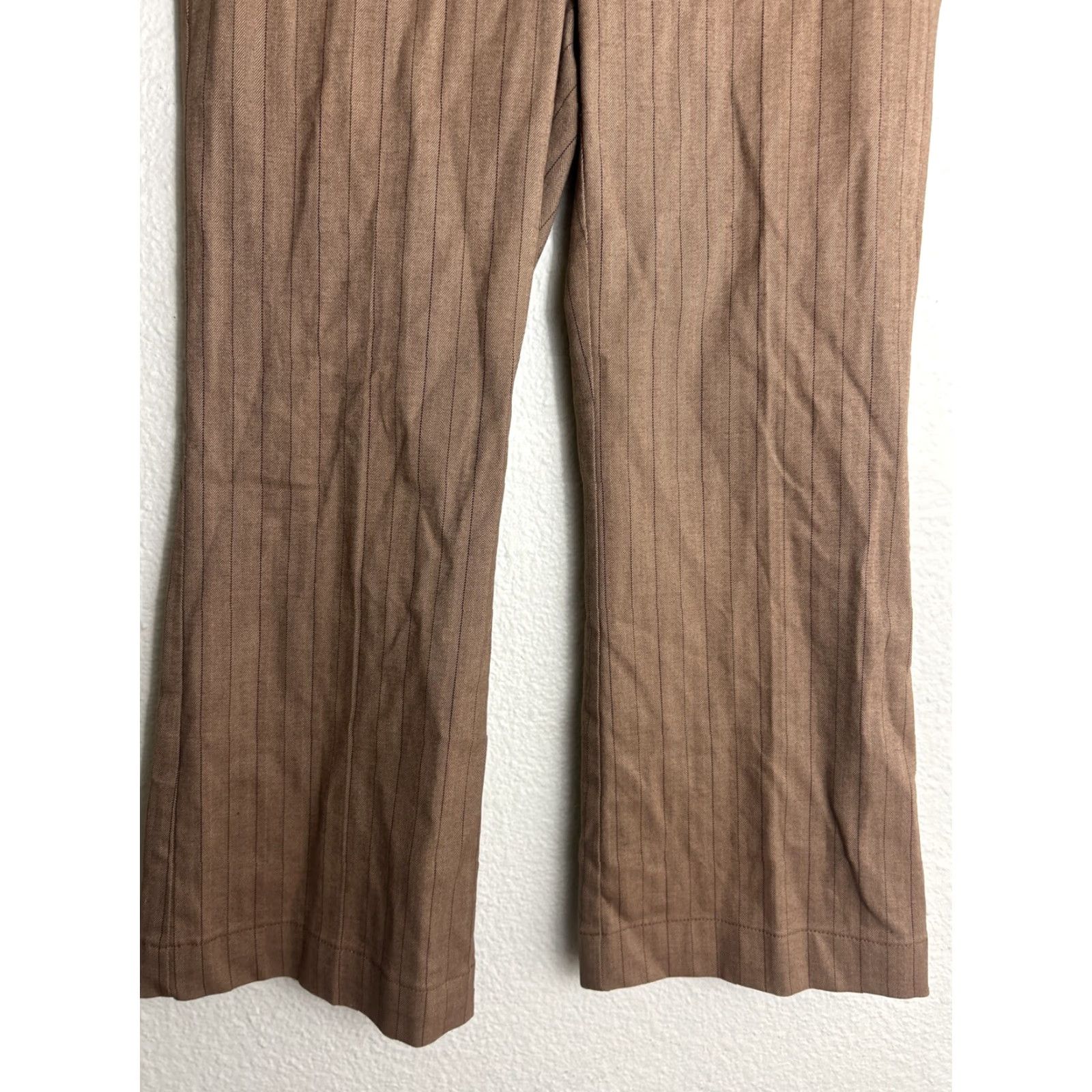 Eddie Bauer VINTAGE? (No) Eddie Bauer Mercer Fit Pants Womens Size 8 Brown Striped 31x27 Dress Pants Size 30" / US 8 / IT 44 - 2 Thumbnail