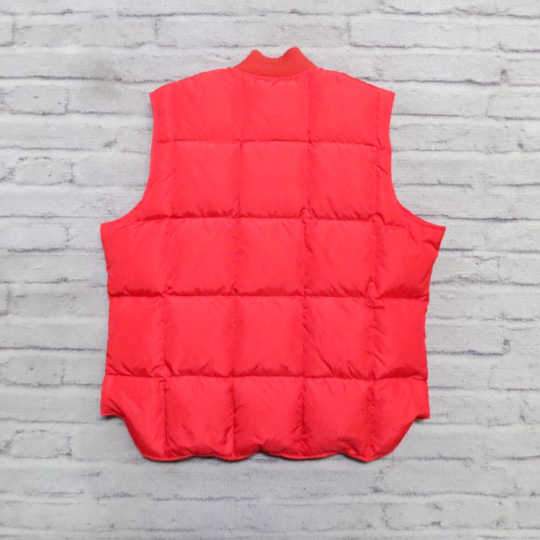 Vintage VINTAGE REI Quilted Puffer Vest Mens XL Red Vintage 90s Mountaineering Hiking Vest Size US XL / EU 56 / 4 - 7 Thumbnail