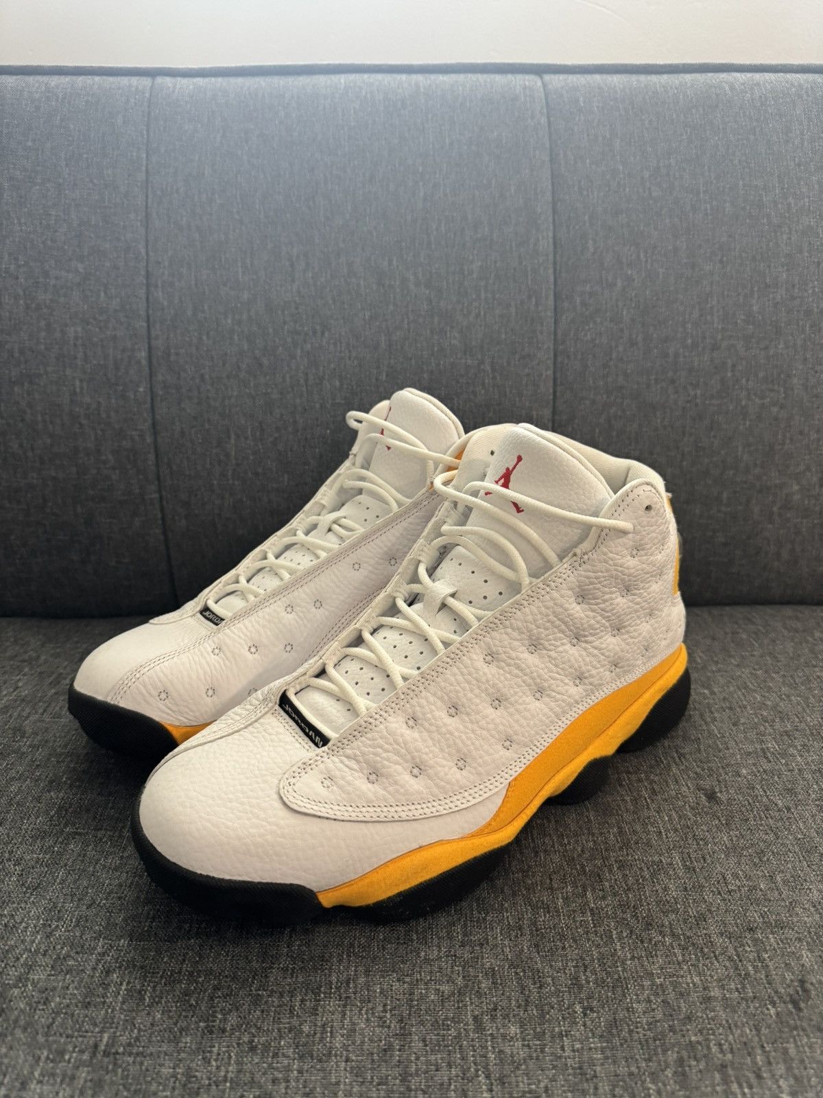 Jordan Brand JORDAN RETRO 13 “Del Sol” black and yellow *Worn 2x Size US 11.5 / EU 44-45 - 2 Thumbnail