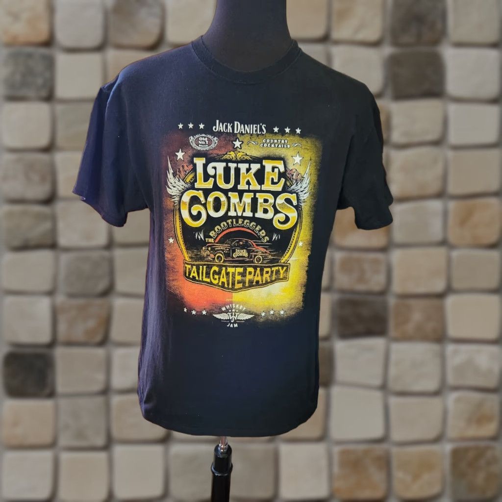 Fruit Of The Loom Luke Combs Country Music World Tour T-Shirt Mens Large Black Cotton Crew Neck Short Sleeve Size US L / EU 52-54 / 3 - 1 Thumbnail