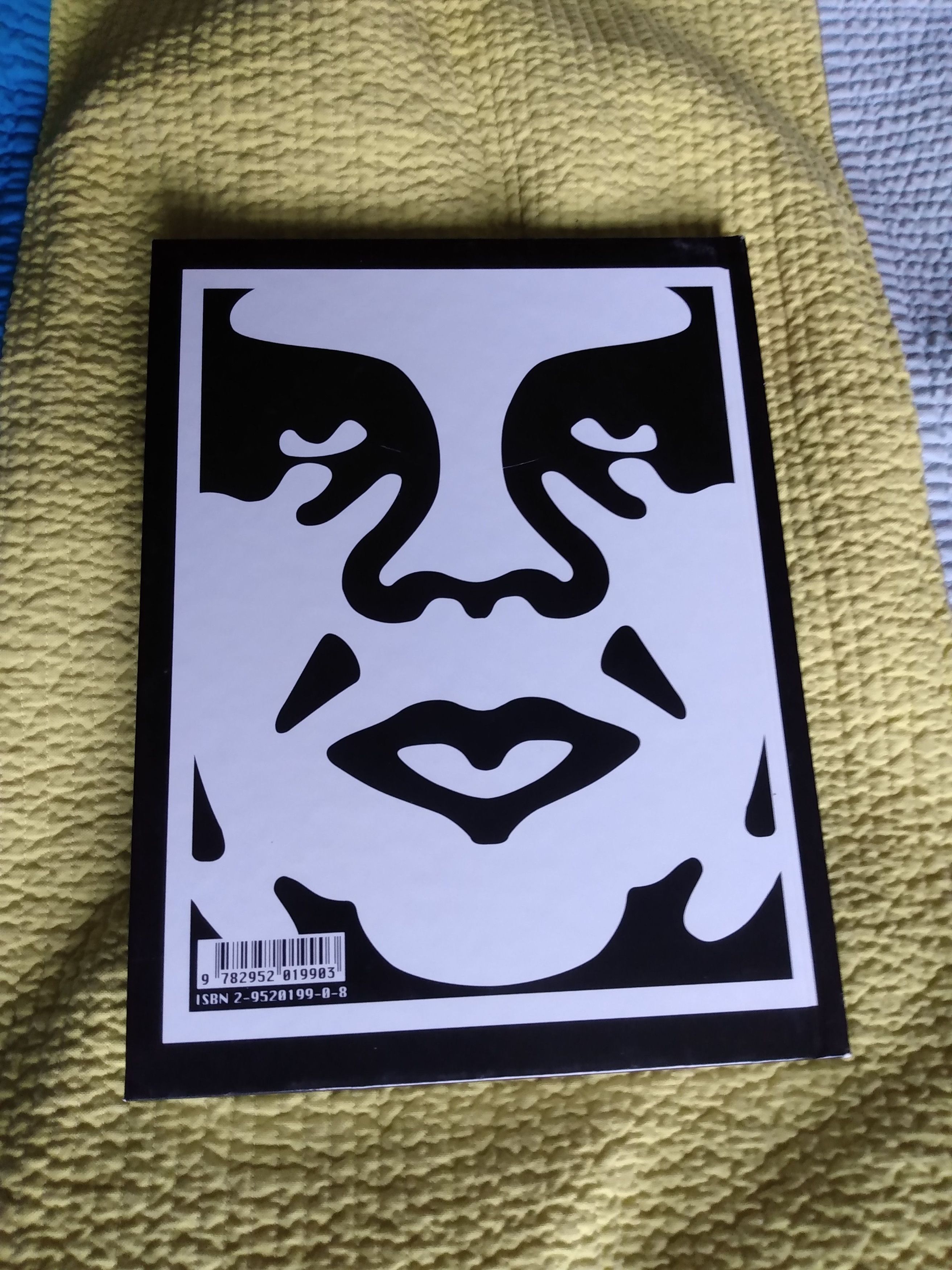 Obey × Shepard Fairey Project 01 Hardback Book 2005 Size ONE SIZE - 4 Thumbnail