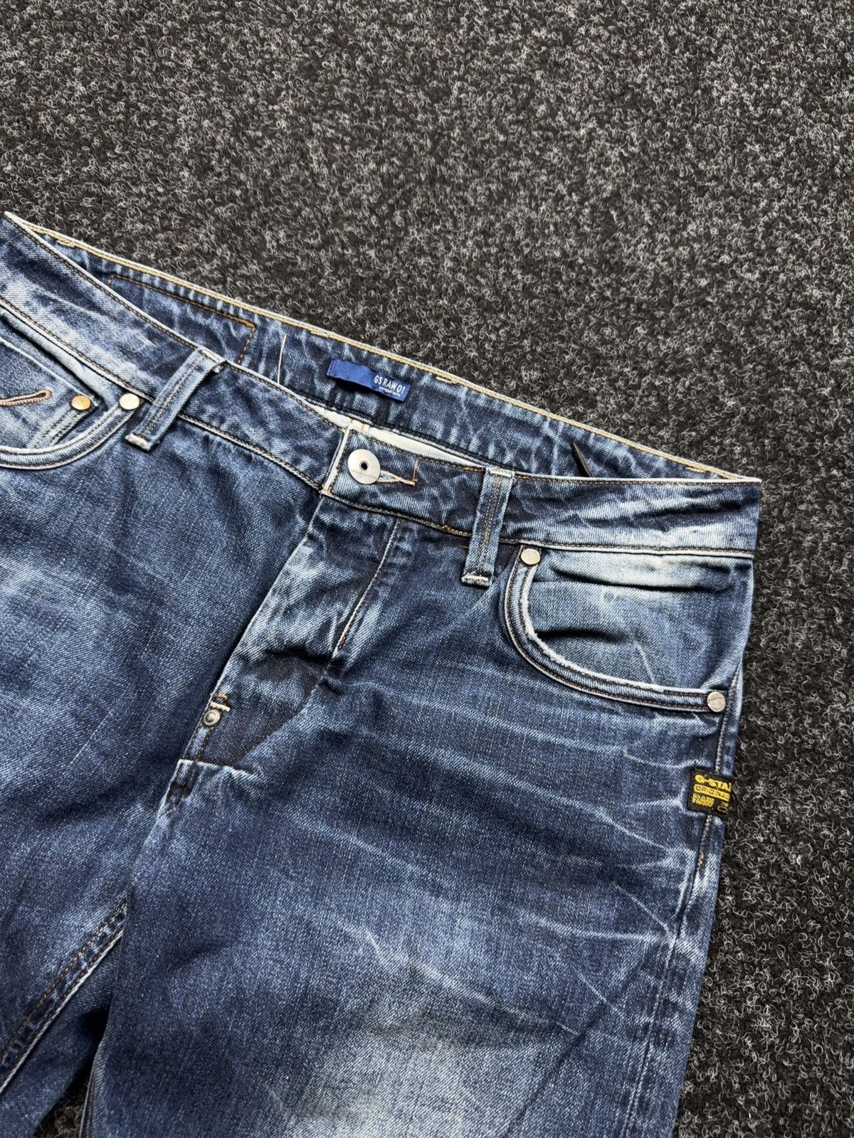 G-Star Vntg 00s G-Star RAW Y2K Faded Zip Pocket Rock Denim Jeans Size US 32 / EU 48 - 9 Thumbnail