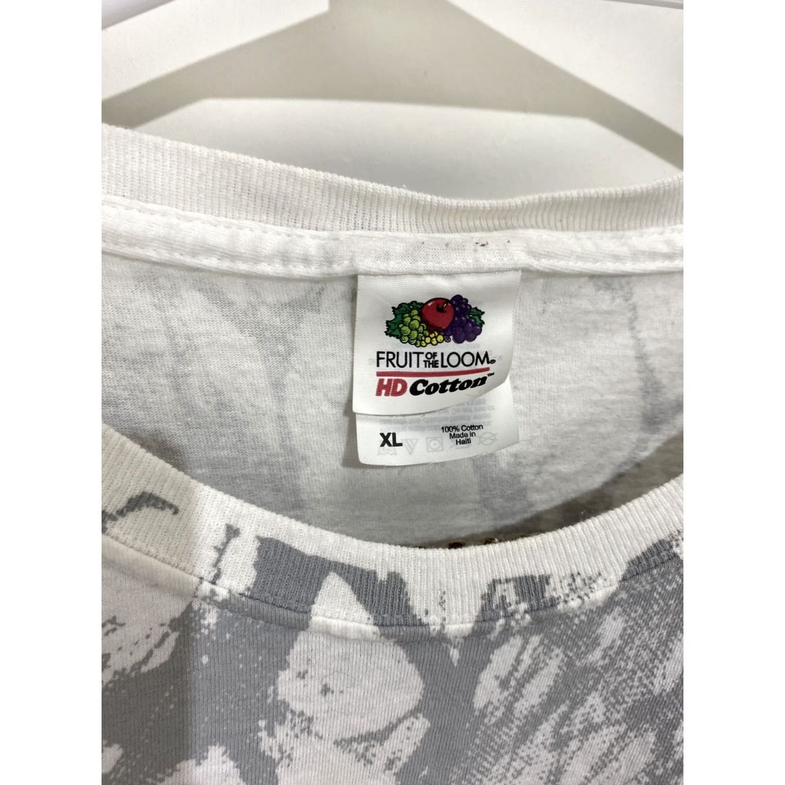 Fruit Of The Loom VINTAGE Fruit of the Loom T-Shirt Men’s XL White Savage Bear Graphic Print Crew Neck Short Sleeve Y2K 2000s Size US XL / EU 56 / 4 - 2 Thumbnail