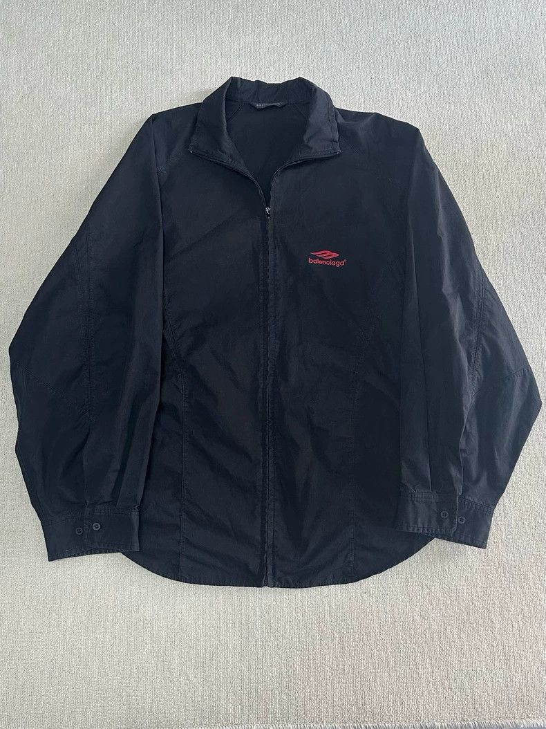Balenciaga Balenciaga size 2 3 B Sports Worn Sports Zip Jacket Jacket Size US M / EU 48-50 / 2 - 1 Thumbnail