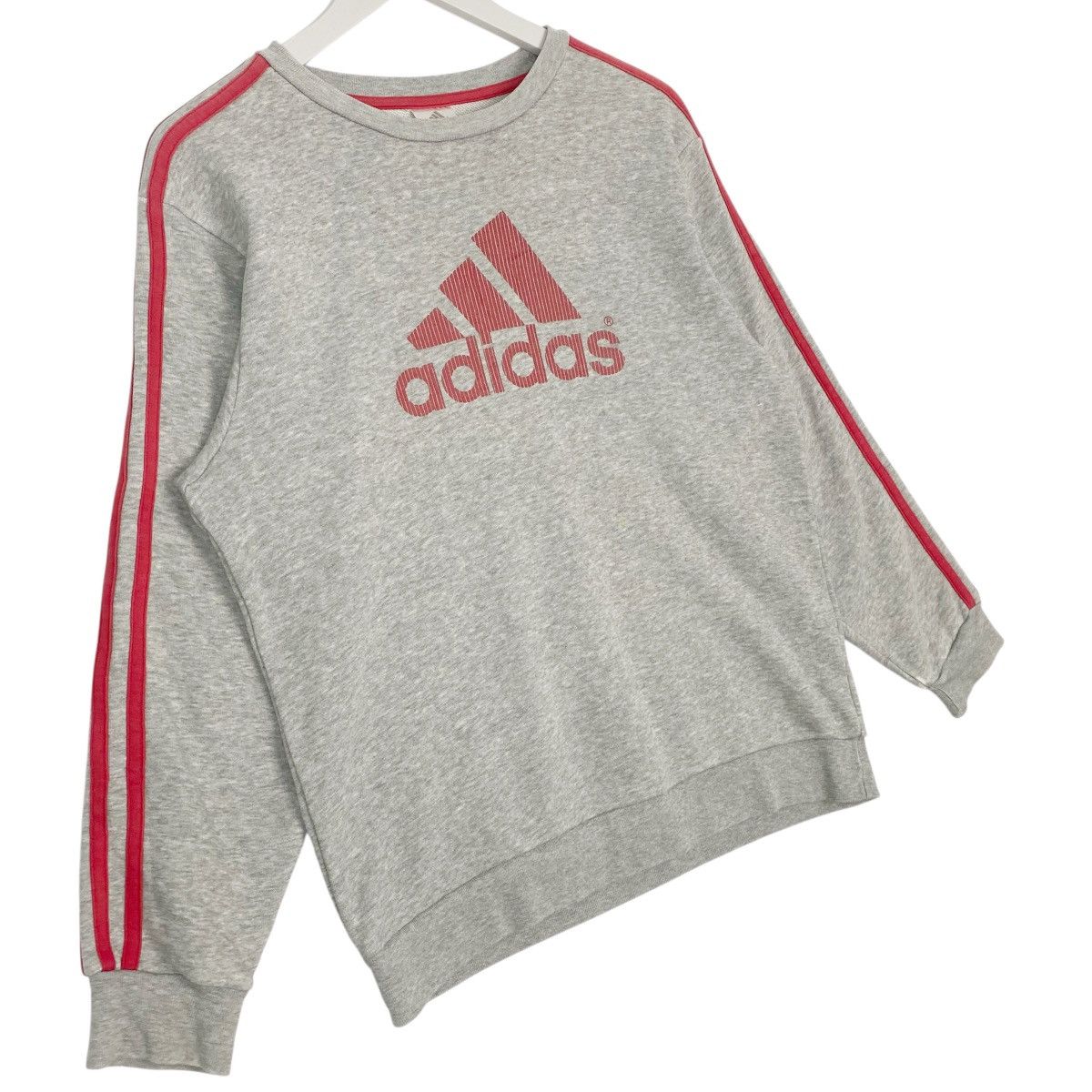Other Vintage Adidas Crewneck Sweatshirt Gray/Red Size M Size US M / EU 48-50 / 2 - 3 Thumbnail