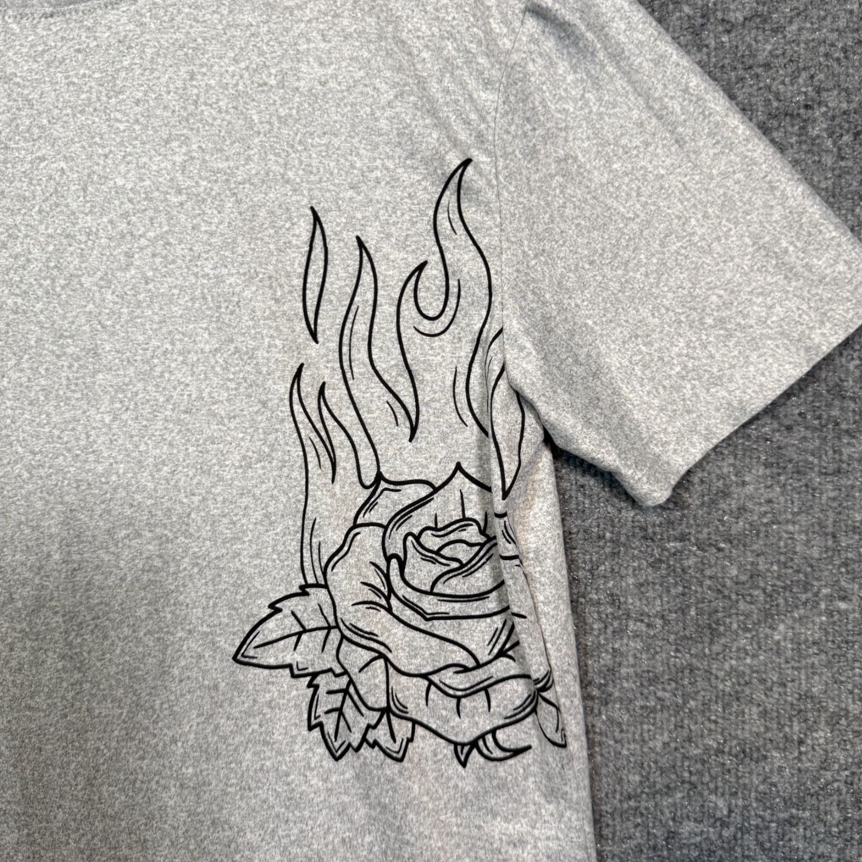 Ed Hardy Ed Hardy Mens XL Gray Crewneck T-Shirt Short Sleeve Rose Graphic Y2K Vintage: No Size US XL / EU 56 / 4 - 3 Thumbnail
