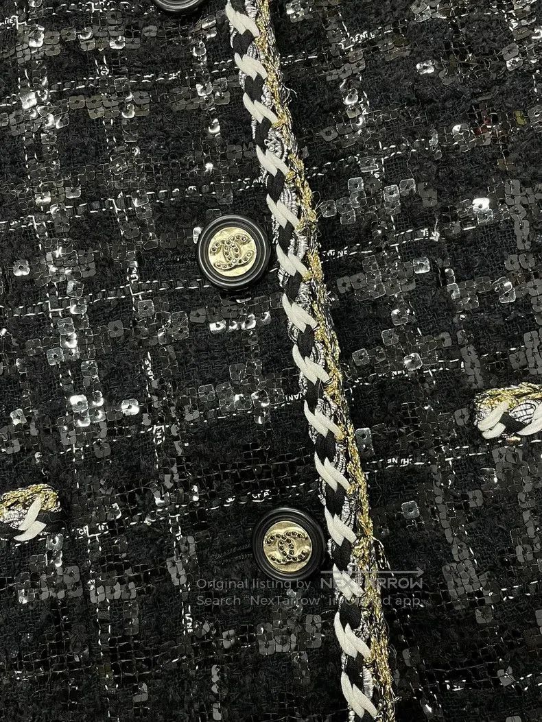 Chanel Chanel Black Sequin Diamond Button Jacket. Size US M / EU 48-50 / 2 - 2 Thumbnail