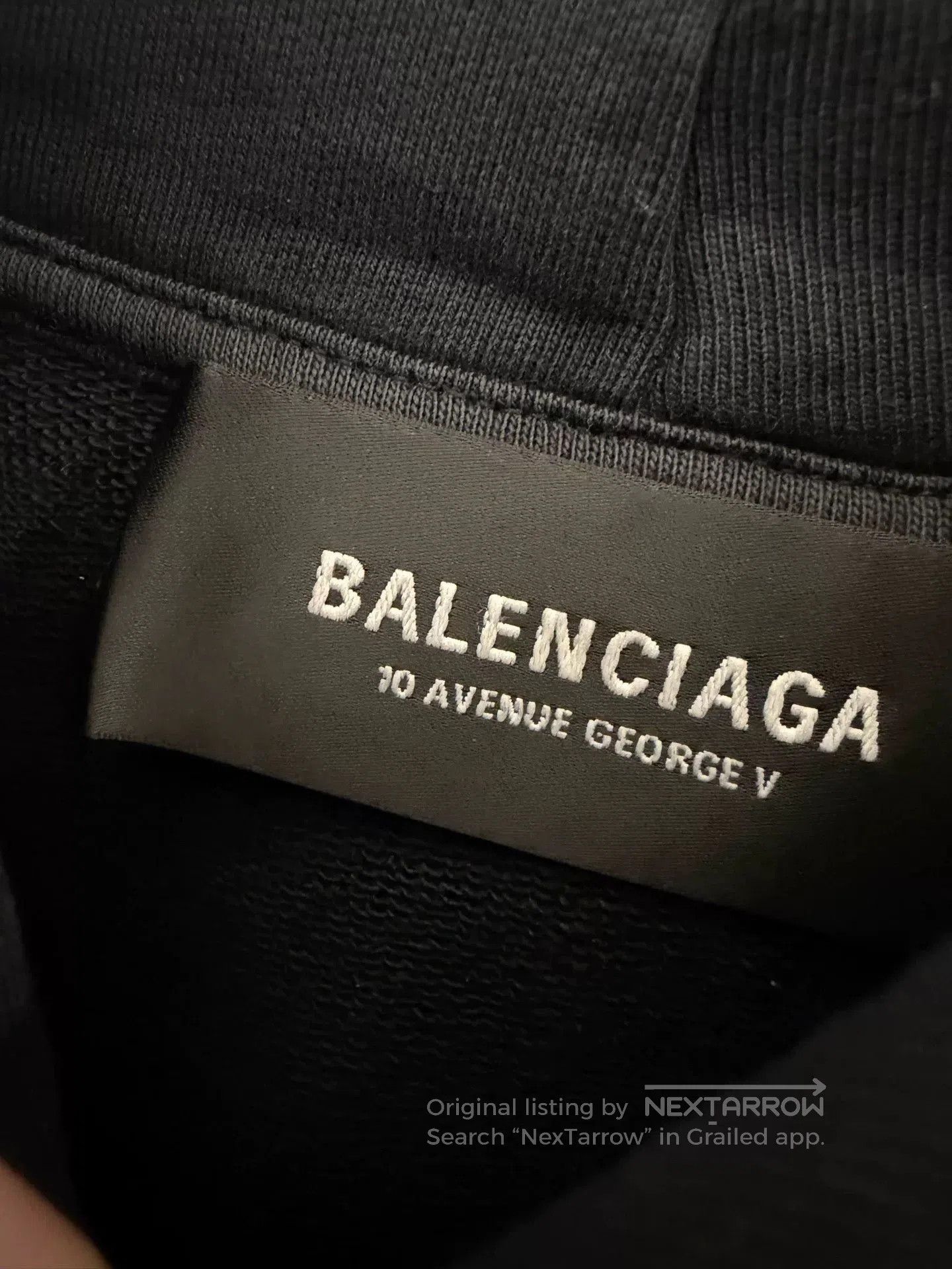 Balenciaga balenciaga black hoodie with graphic design. Size US S / EU 44-46 / 1 - 3 Thumbnail