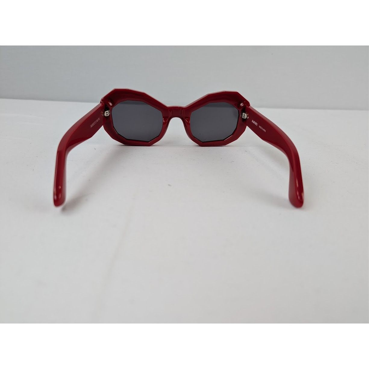 Amiri o1rshd1 Q:2 / Size: OS / Honey Comb Sunglasses in Red Size ONE SIZE - 6 Thumbnail