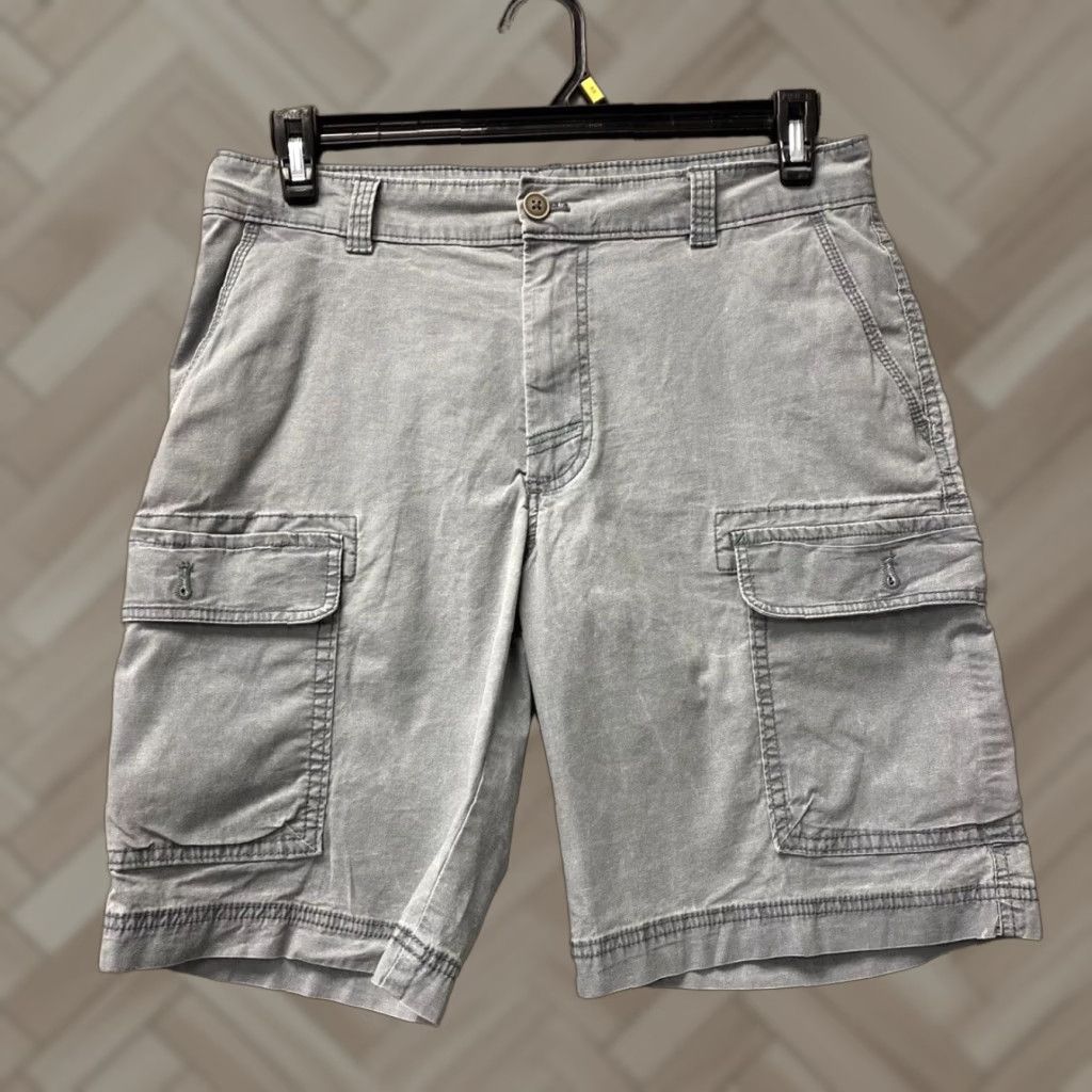 Izod IZOD Men's Chino Shorts Khaki 32in 10.5in Inseam Casual Stretch Outdoor Size US 32 / EU 48 - 1 Thumbnail