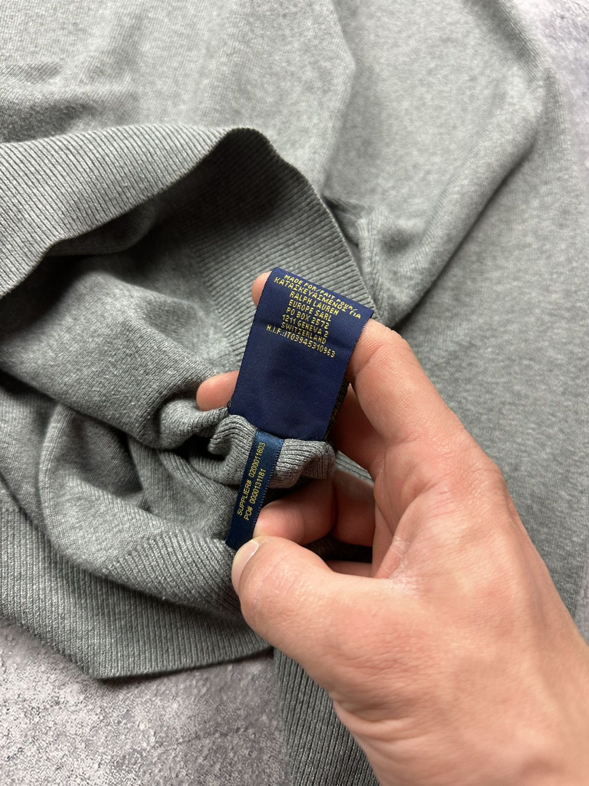 Polo Ralph Lauren Vintage Polo Ralph Lauren Grey V-Neck Sweater Jumper Pony Size US L / EU 52-54 / 3 - 9 Thumbnail