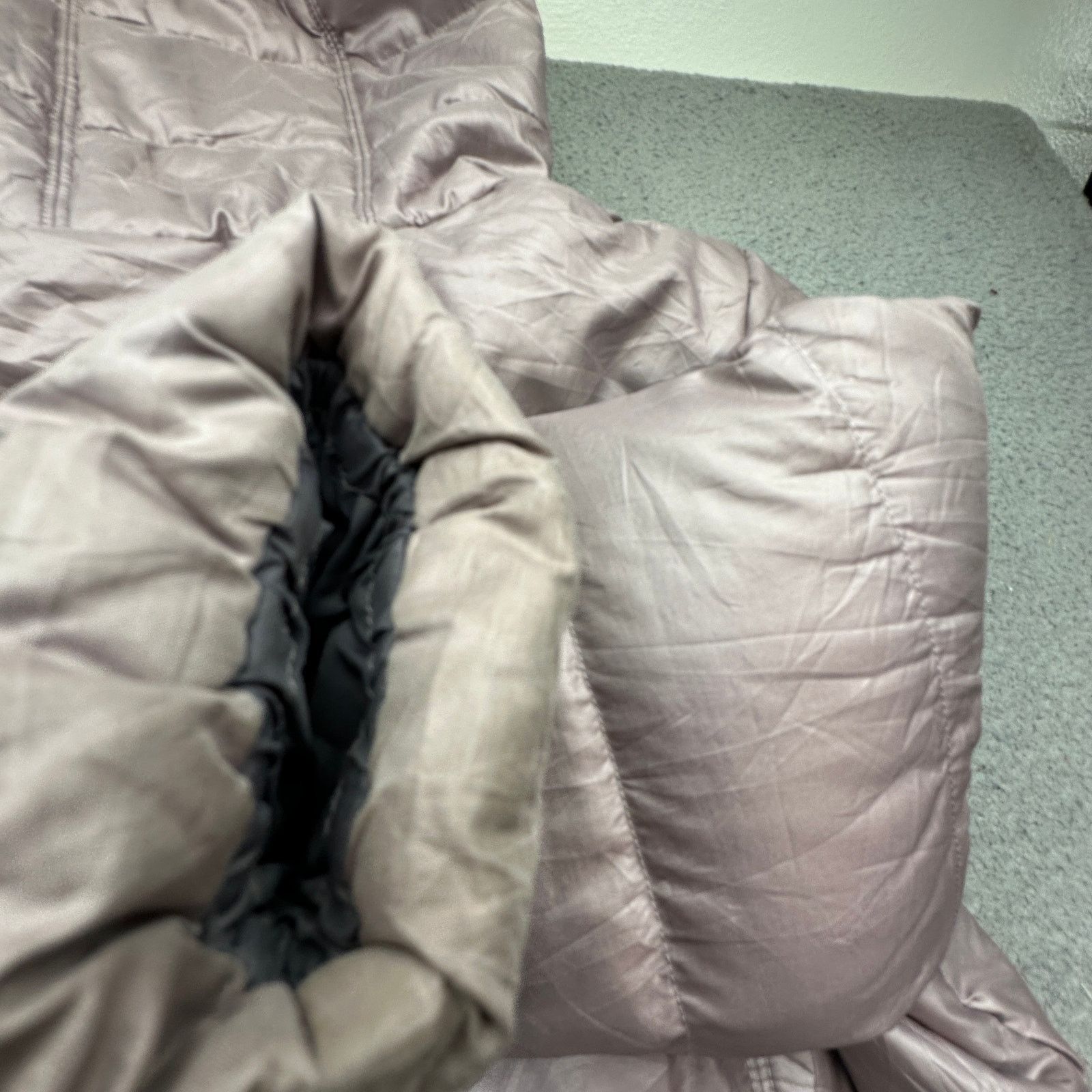 The North Face The North Face 550 Down Metropolis Puffer Jacket Womens XL Size XL / US 12-14 / IT 48-50 - 8 Thumbnail
