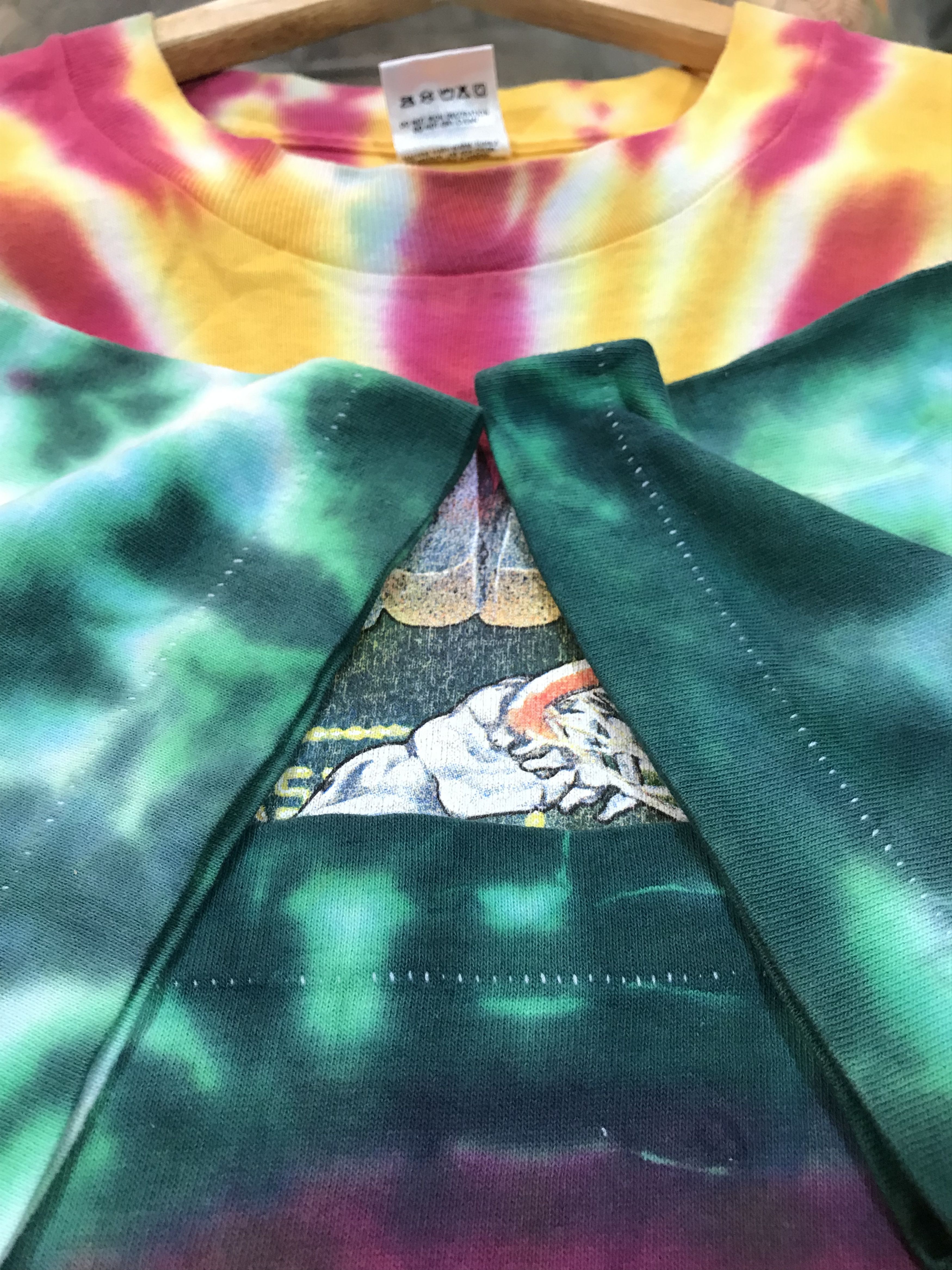 Fruit Of The Loom Vintage Lithuania Fruit Of The Loom Tye Dye Tee Size US L / EU 52-54 / 3 - 7 Thumbnail