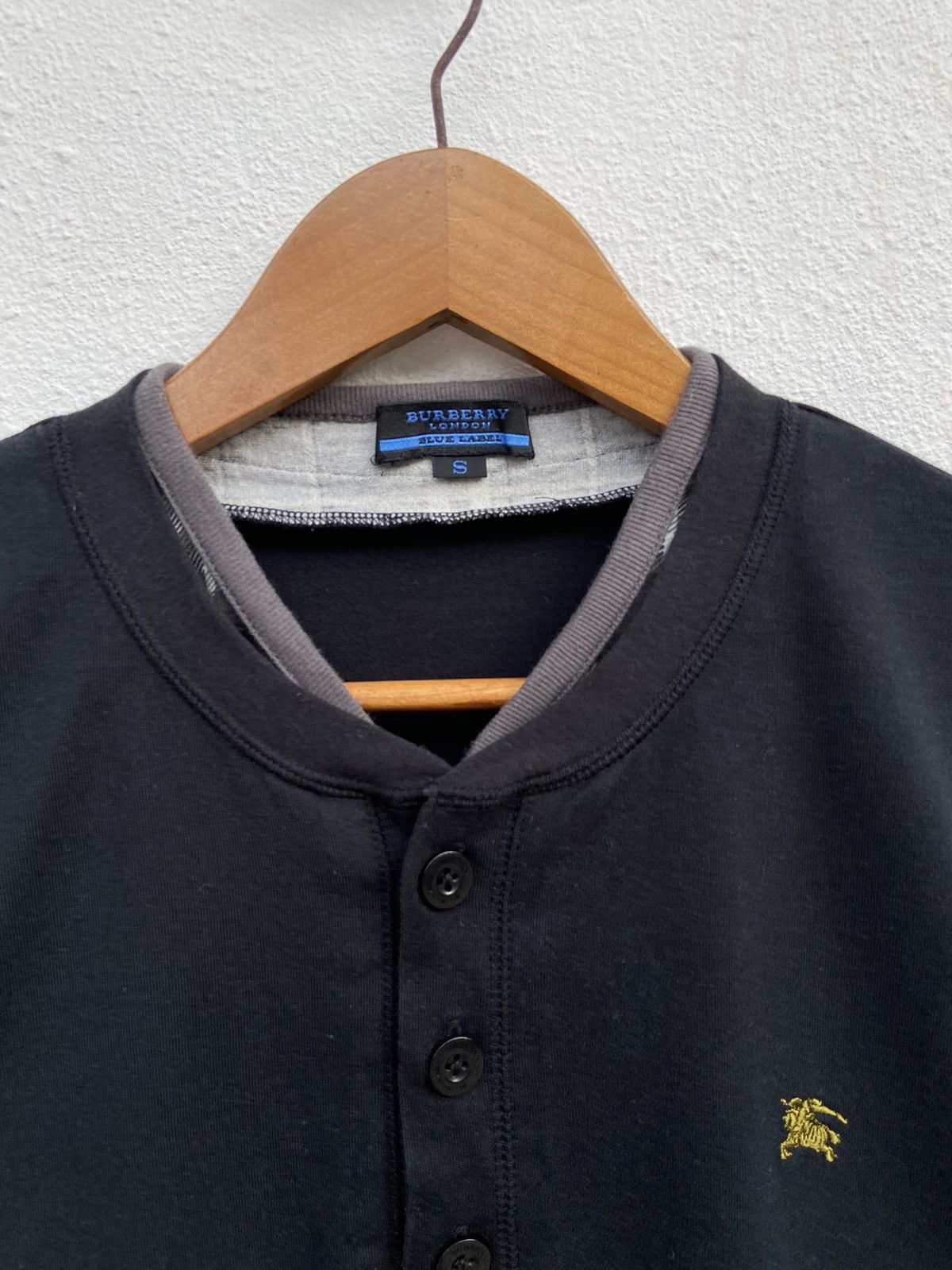 Burberry 🔥 Burberry Black Label long sleeve Burberry Henley shirt Size US S / EU 44-46 / 1 - 3 Thumbnail